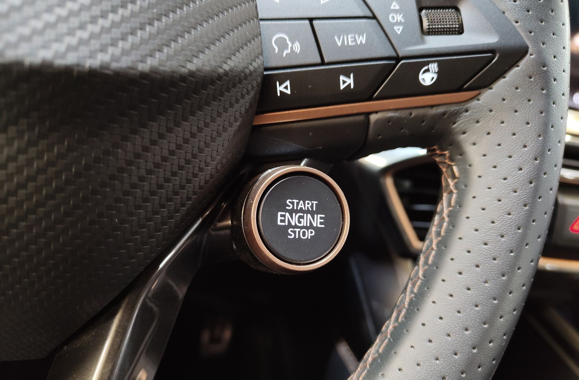 Cupra León 1.5 TSI e-Hybrid DSG - foto 33