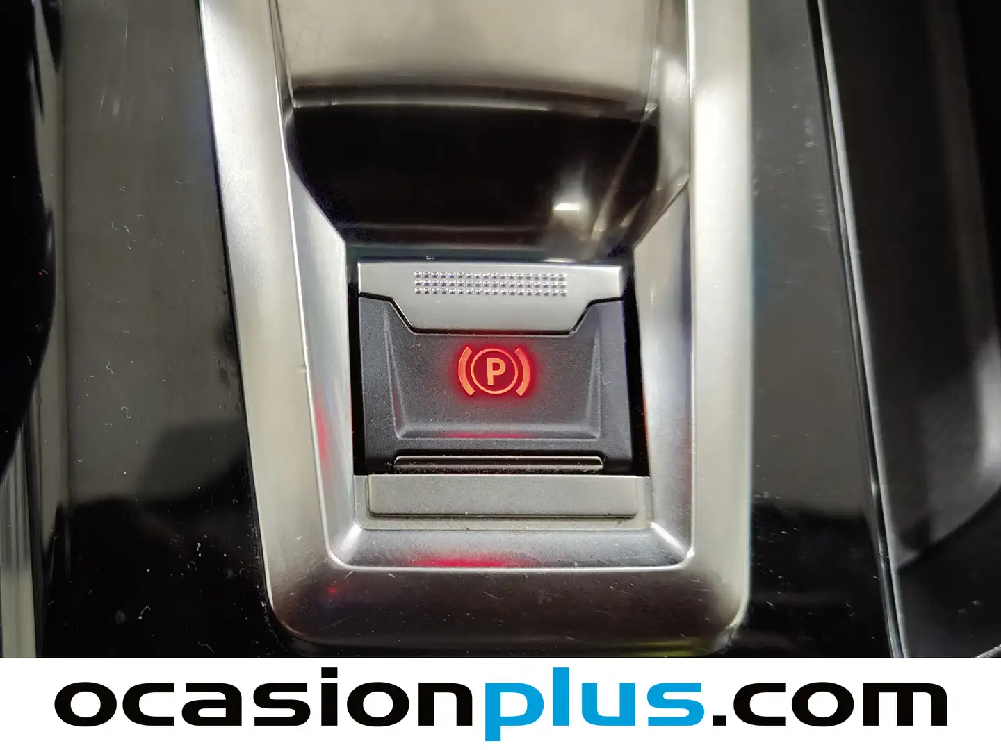 Foto Peugeot 3008 Peugeot 3008 BlueHDI 130 S&S GT Line EAT8 (130 CV)