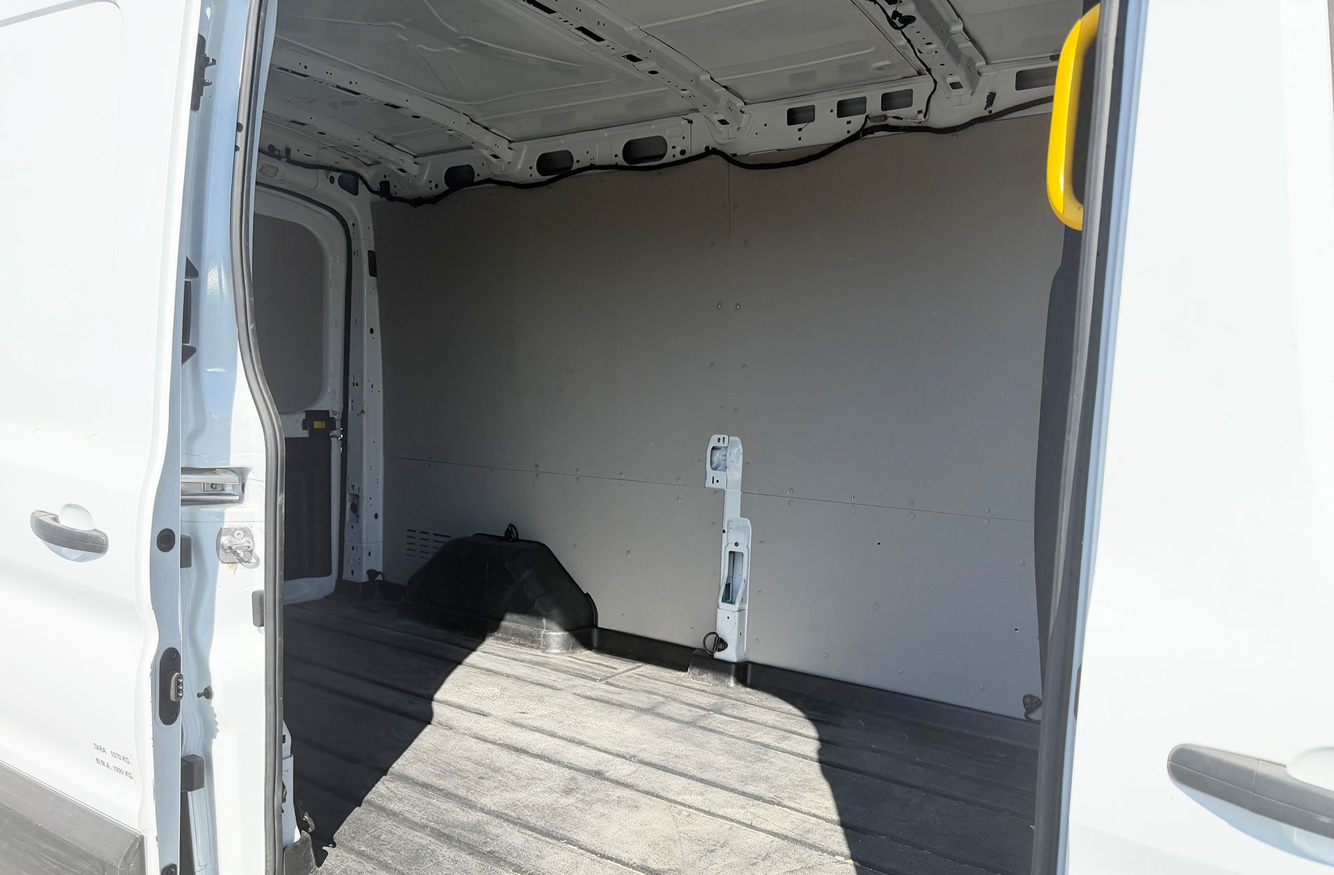 Ford Transit Furgon 350 L3H2 Trend - foto 12