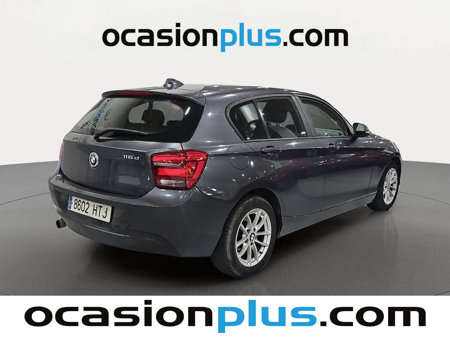 Foto trasera BMW Serie 1 BMW Serie 1 116d (116 CV) izquierda
