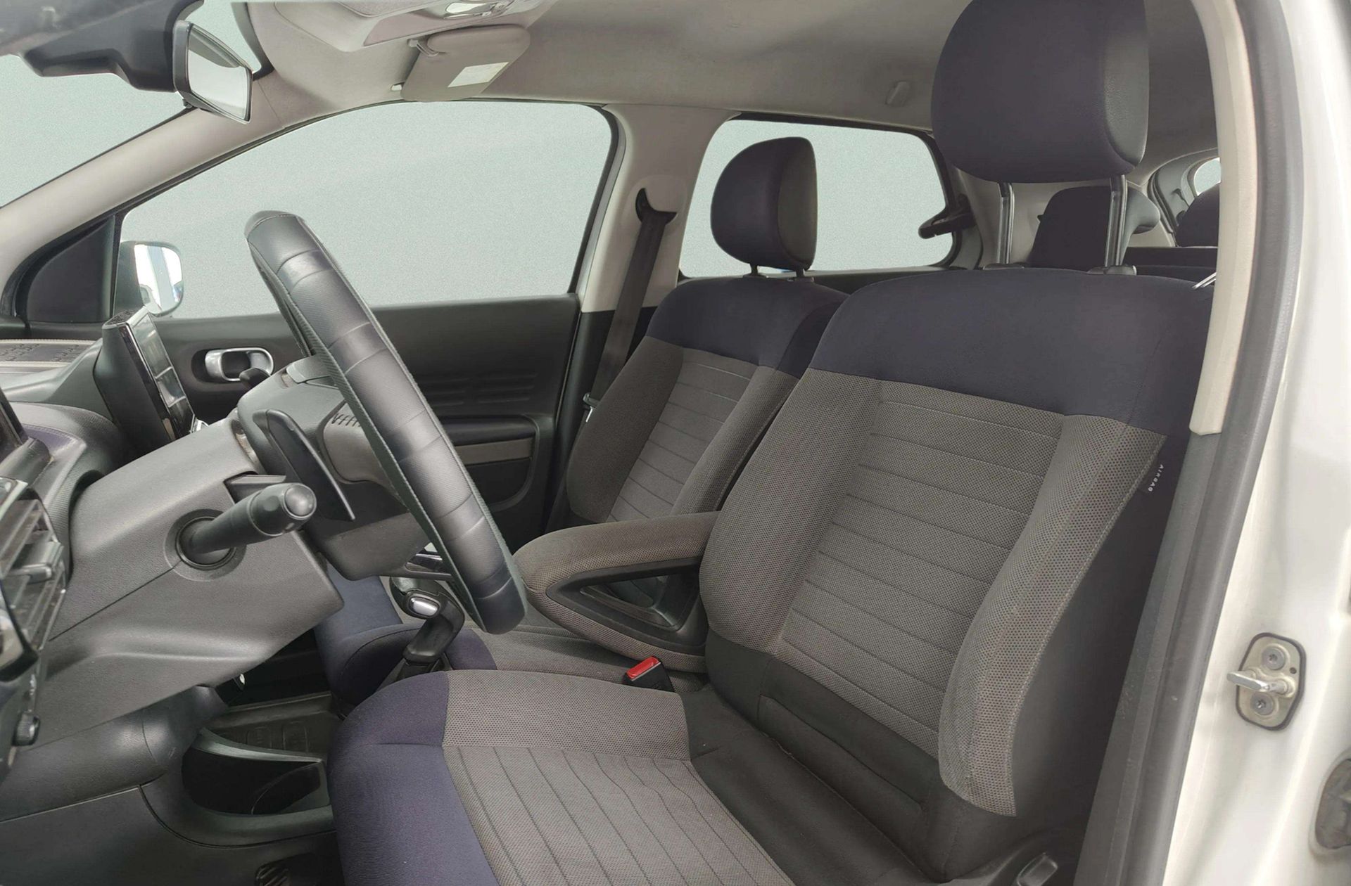 Citroën C4 Cactus e-HDI 92 Shine ETG6 - foto 9