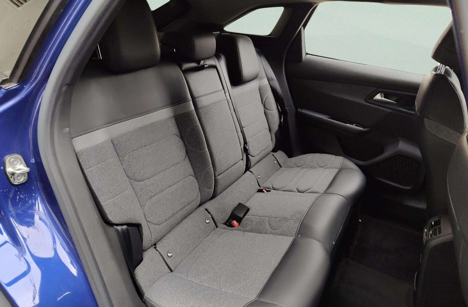 Citroën C5 X PureTech 130 Feel Pack EAT8 - foto 19