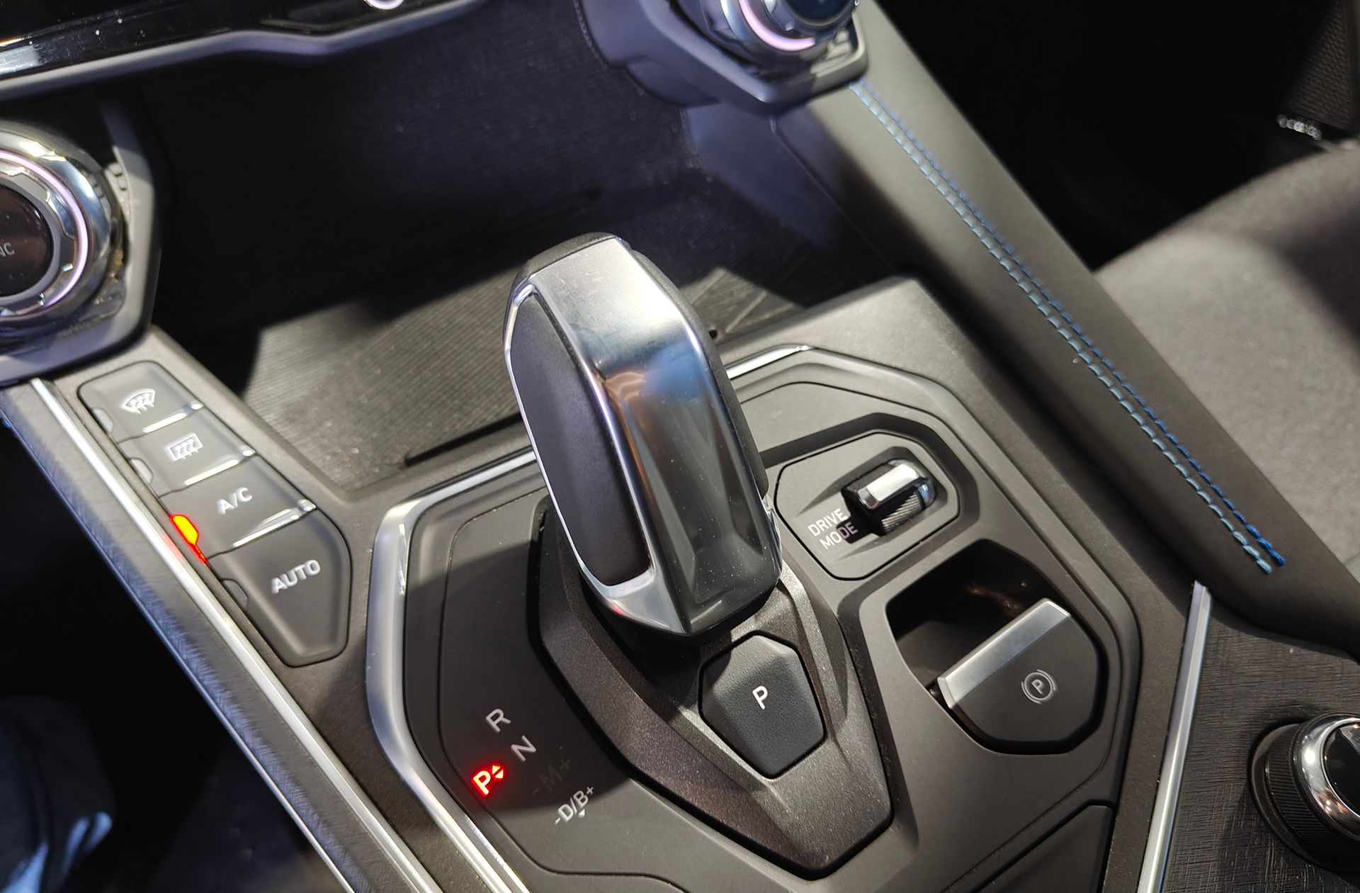 Lynk & Co 01 1.5 PHEV - foto 5