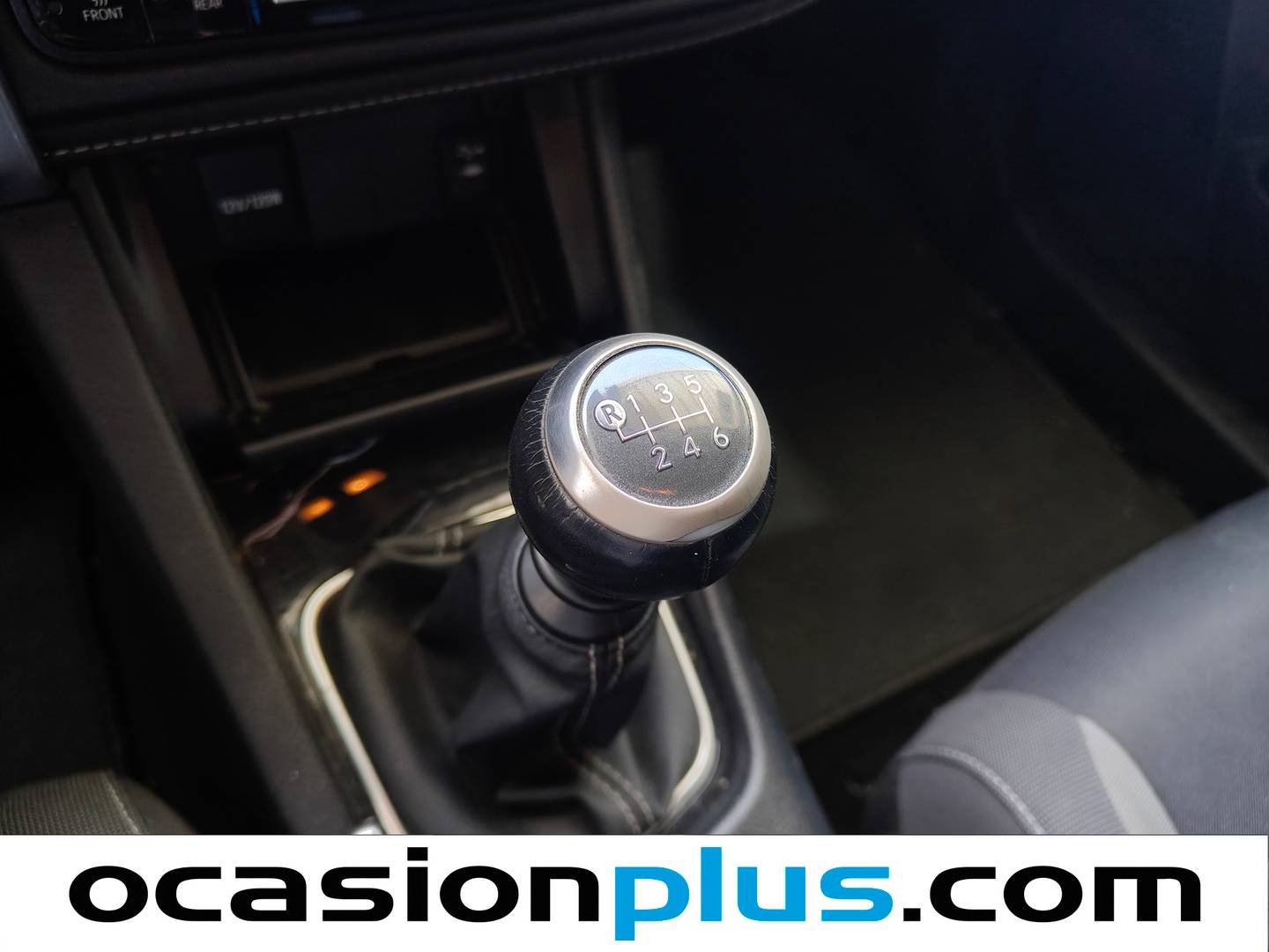 Toyota Auris Toyota Auris 120T Touring Sports Active (116 CV) de segunda mano