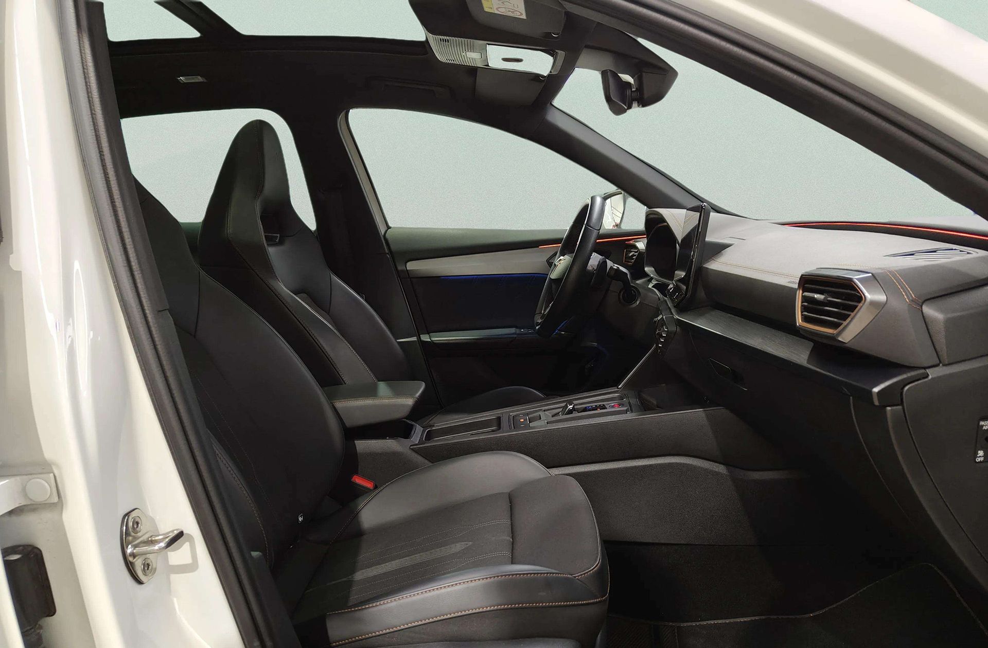 Cupra Formentor 2.0 TSI VZ DSG - foto 24