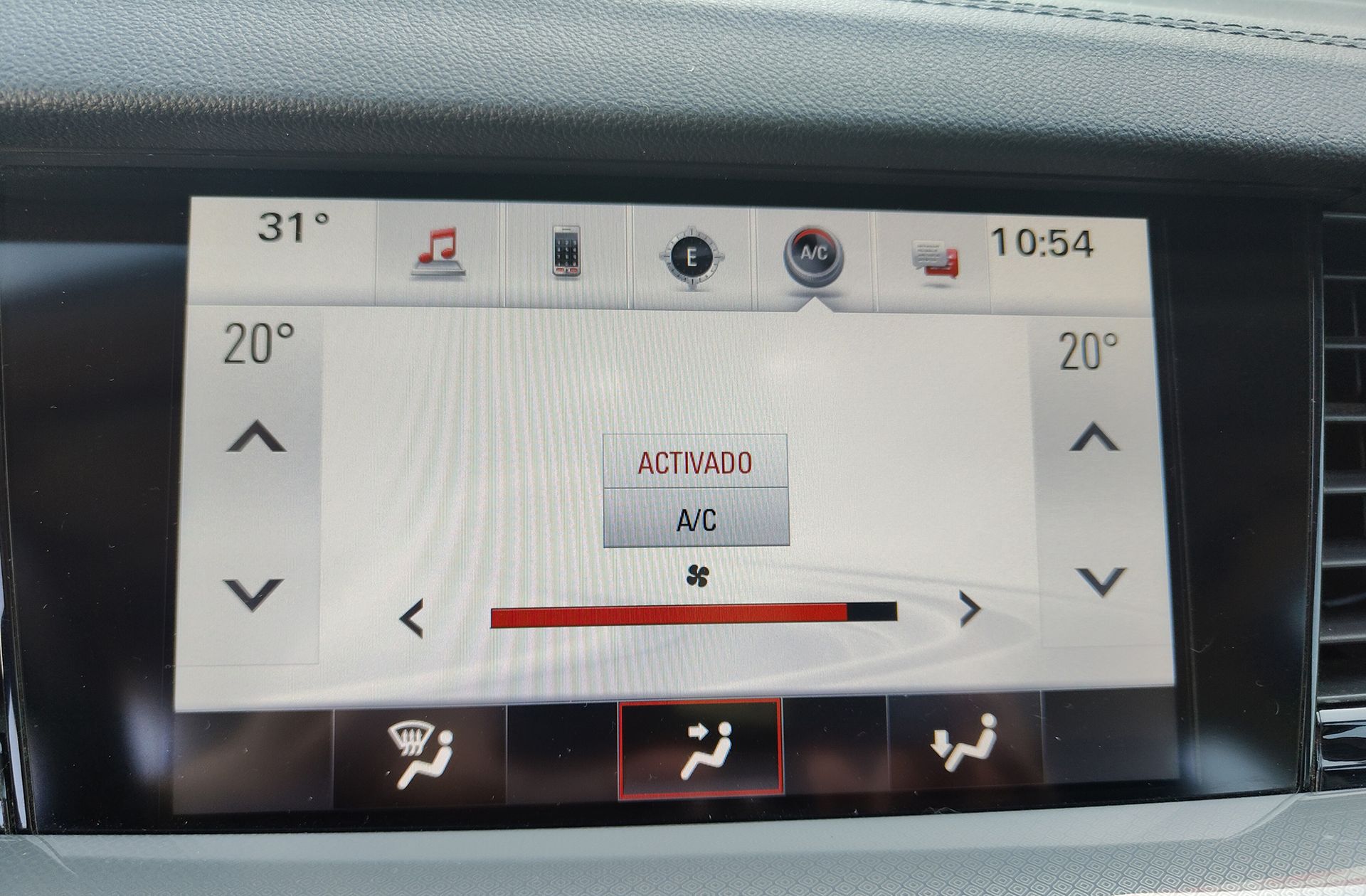 Opel Insignia Sports Tourer 1.6 CDTI ecoTEC Selective - foto 32