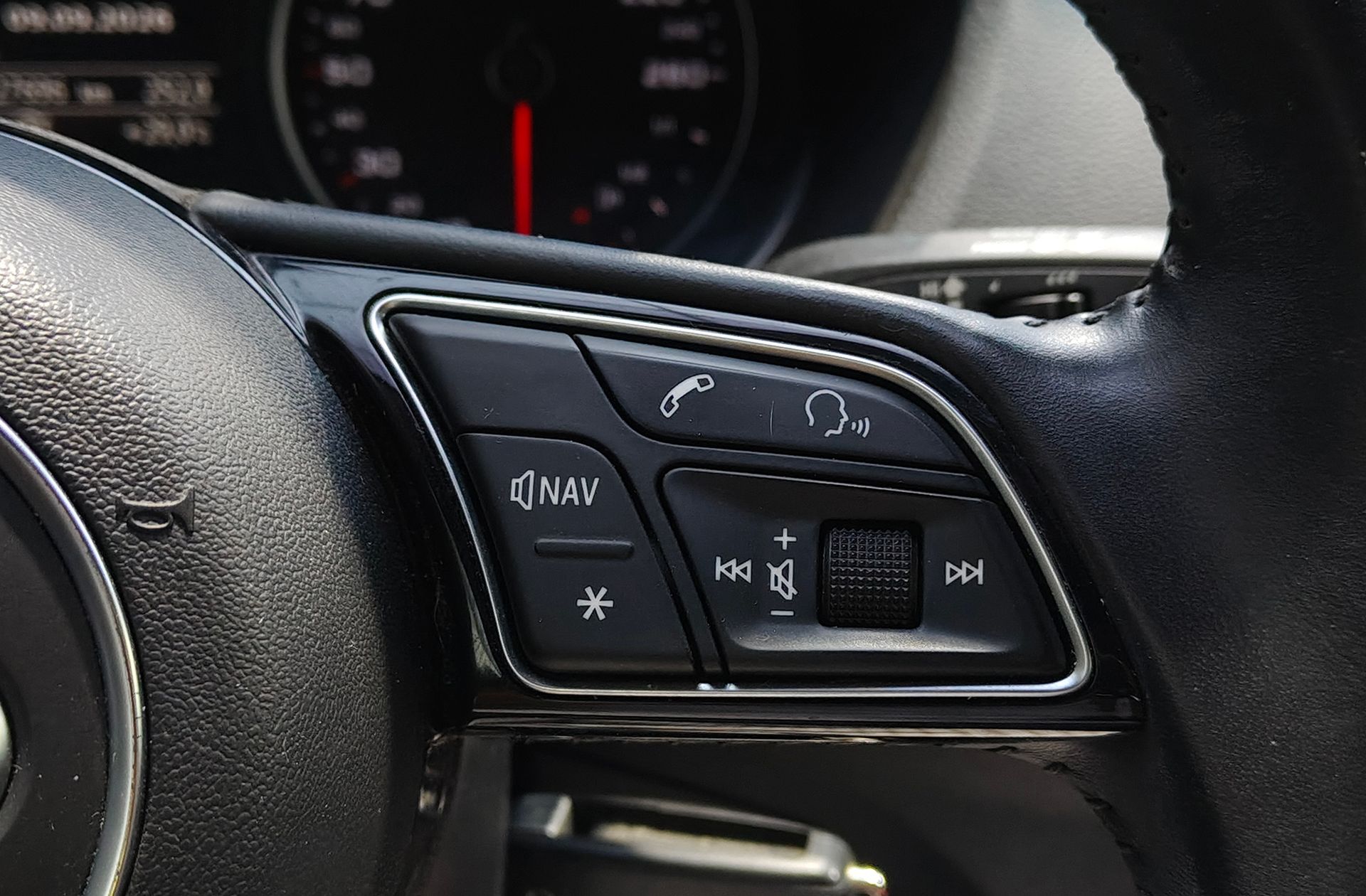 Audi Q2 design 30 TDI - foto 29
