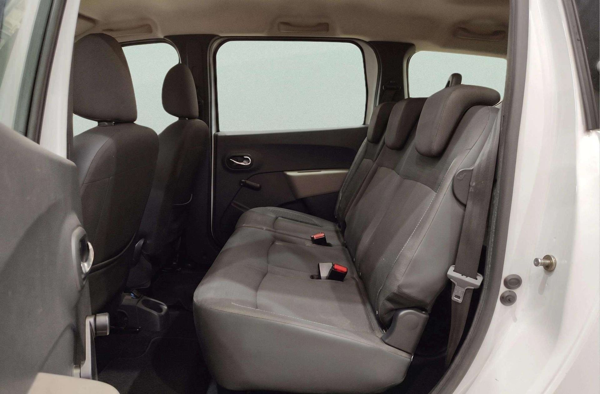 Dacia Lodgy dCi 110 Laureate 7 plazas - foto 11