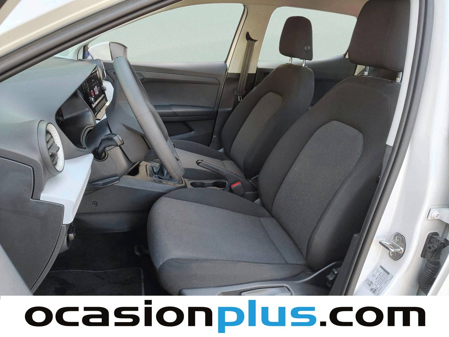 Foto asientos delanteros Seat Ibiza Seat Ibiza 1.0 MPI S&S Reference XM (80 CV)