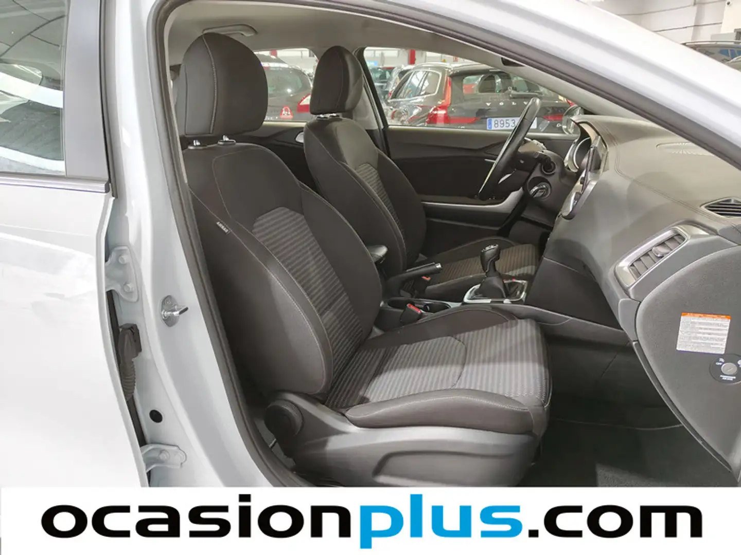 Foto KIA Ceed Kia Ceed 1.6 MHEV iMT Drive (136 CV)