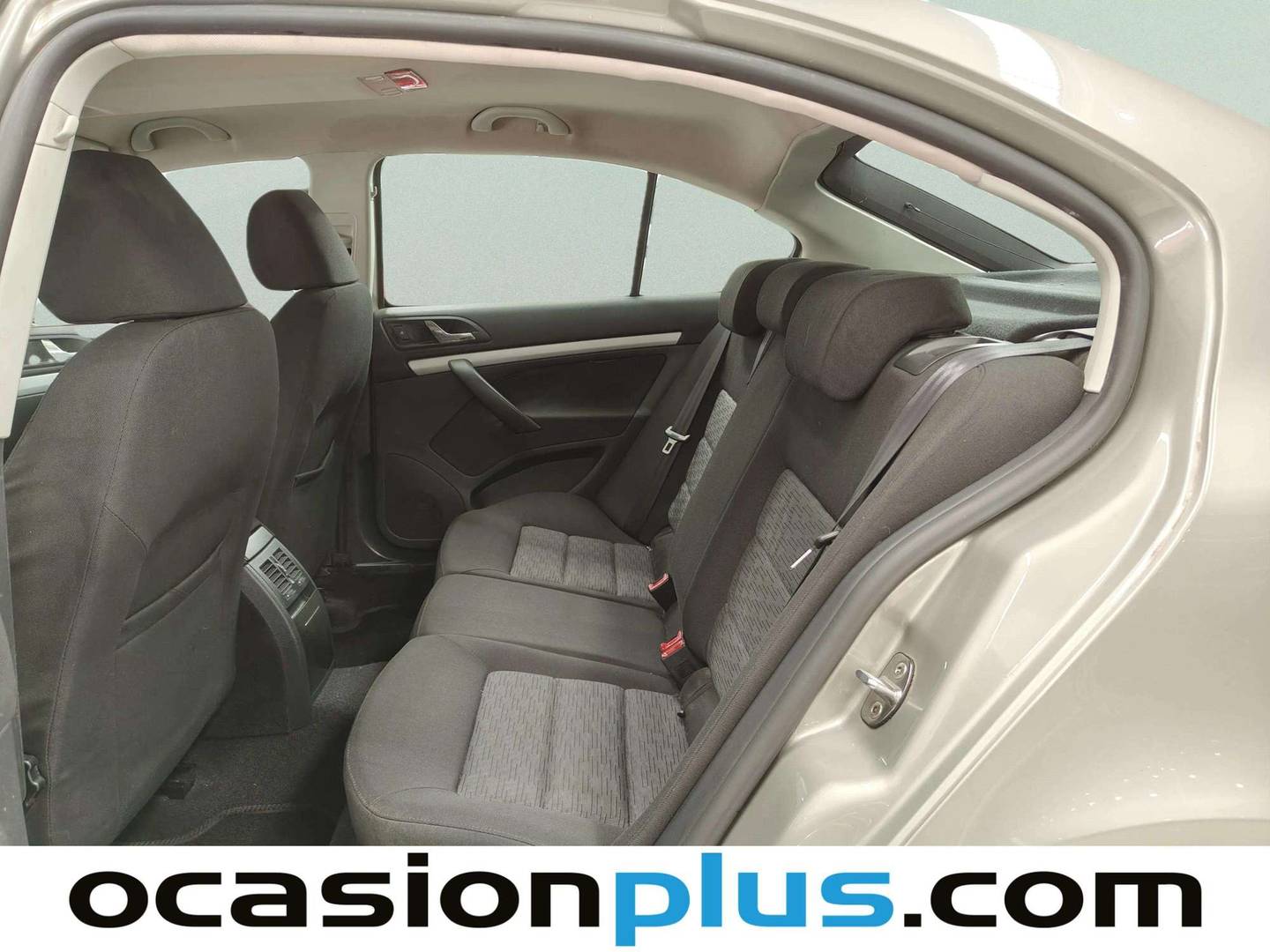 Foto asientos traseros Skoda Octavia Skoda Octavia 1.6 TDI CR Collection (105 CV)
