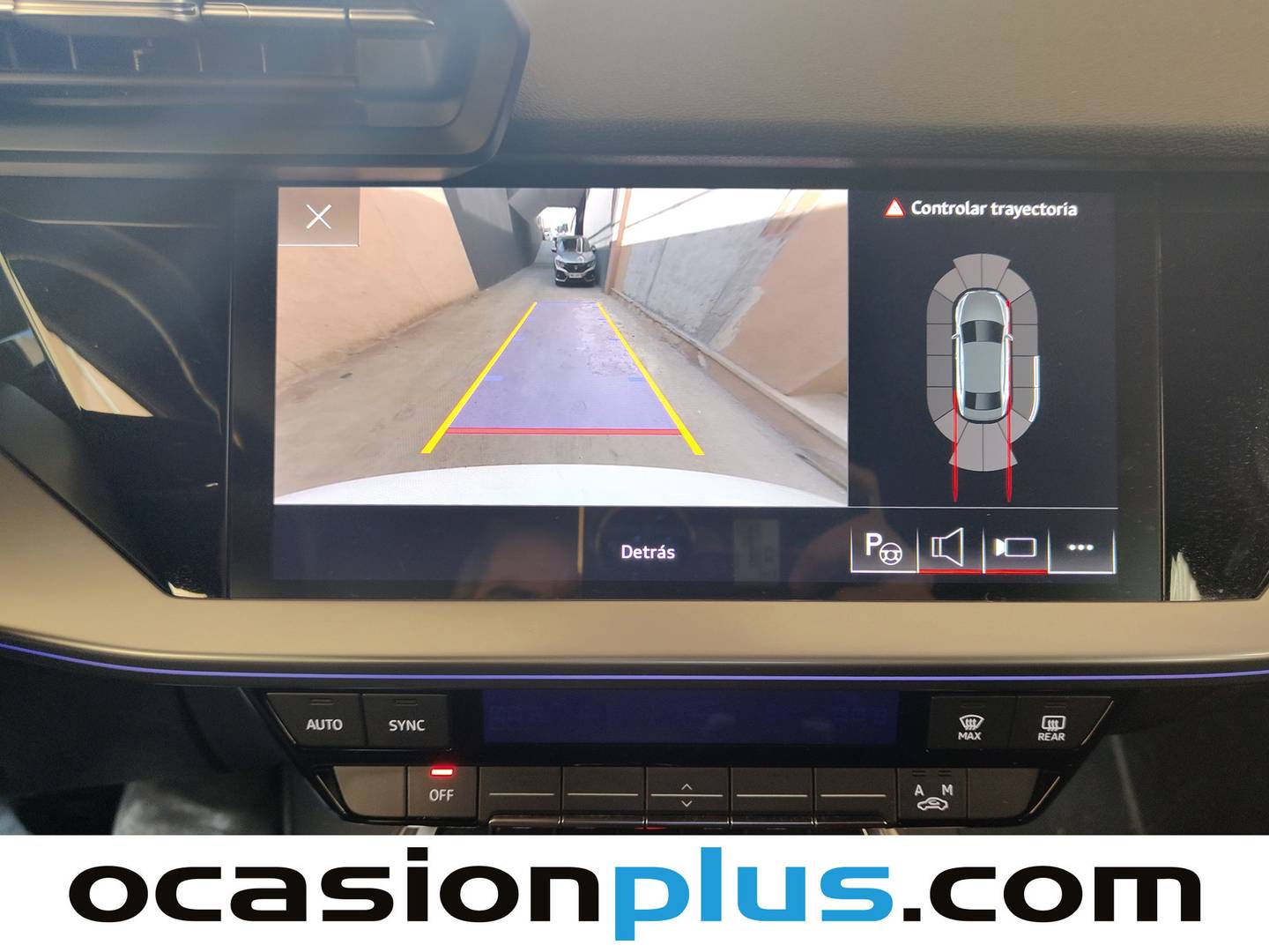 Equipamiento del Audi A3 Audi A3 Sedan S line 30 TDI (116 CV)