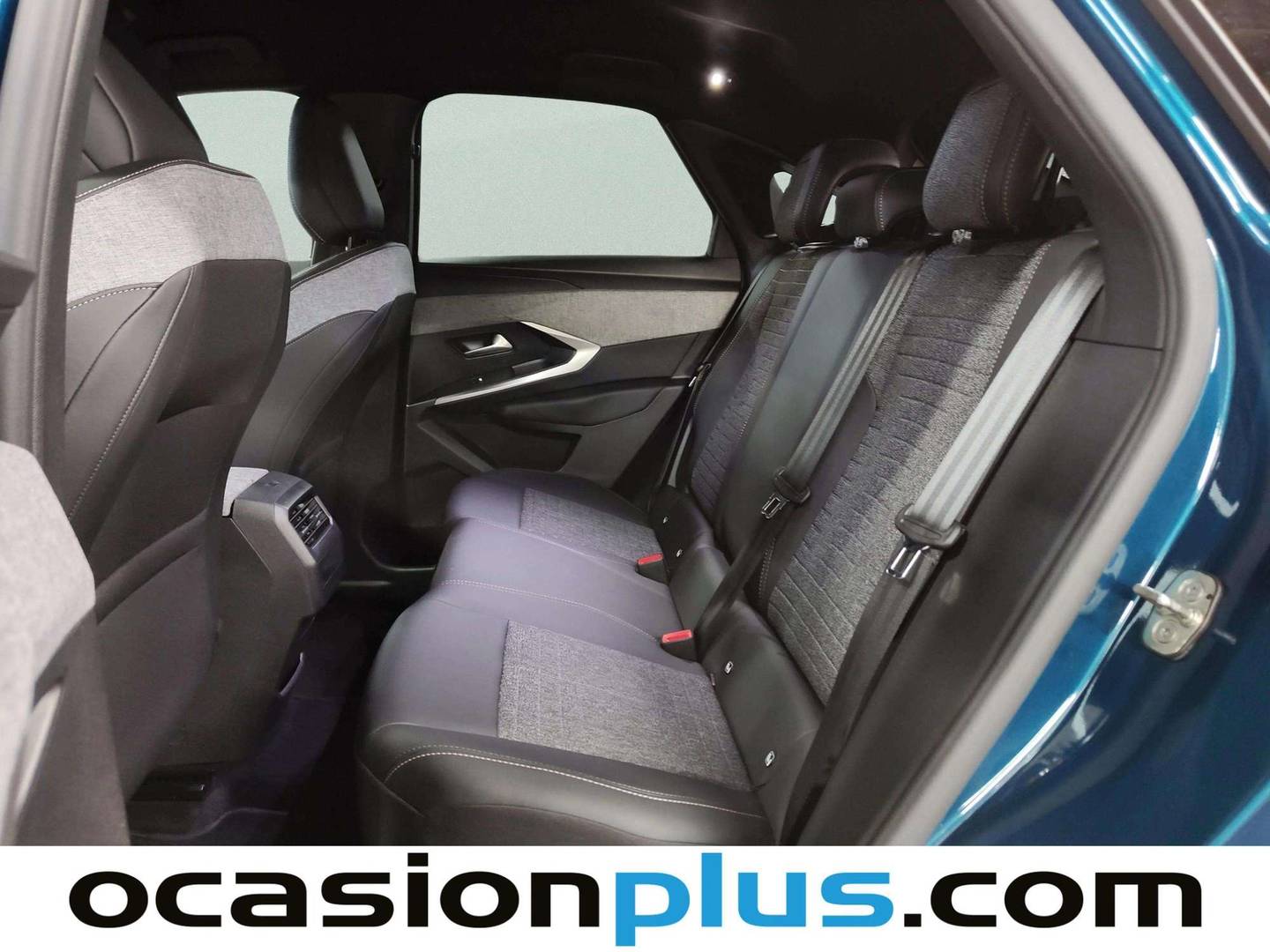 Foto asientos traseros Peugeot 3008 Hybrid Peugeot 3008 Hybrid 145 Allure eDCS6 (145 CV)