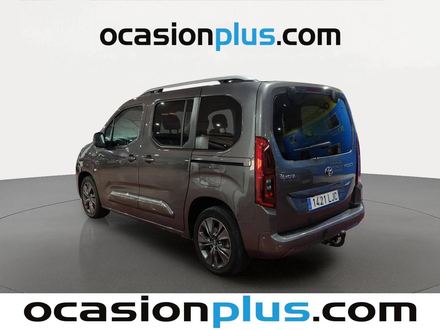 Foto trasera Toyota Proace City Verso Toyota Proace City Verso 1.5D Family Advance L1 Auto (131 CV) izquierda