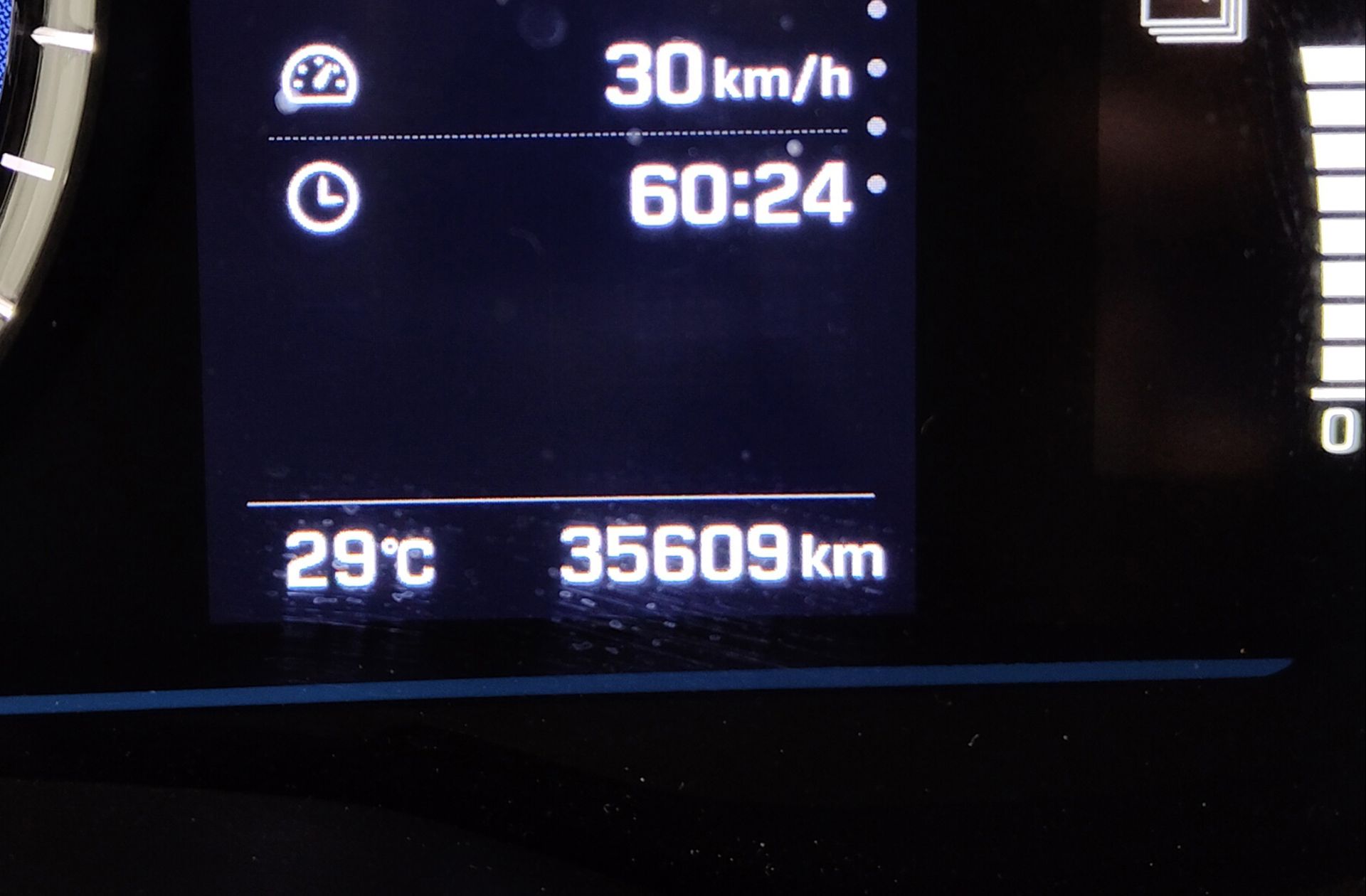 Hyundai Ioniq 1.6 GDI HEV Klass DT - foto 10