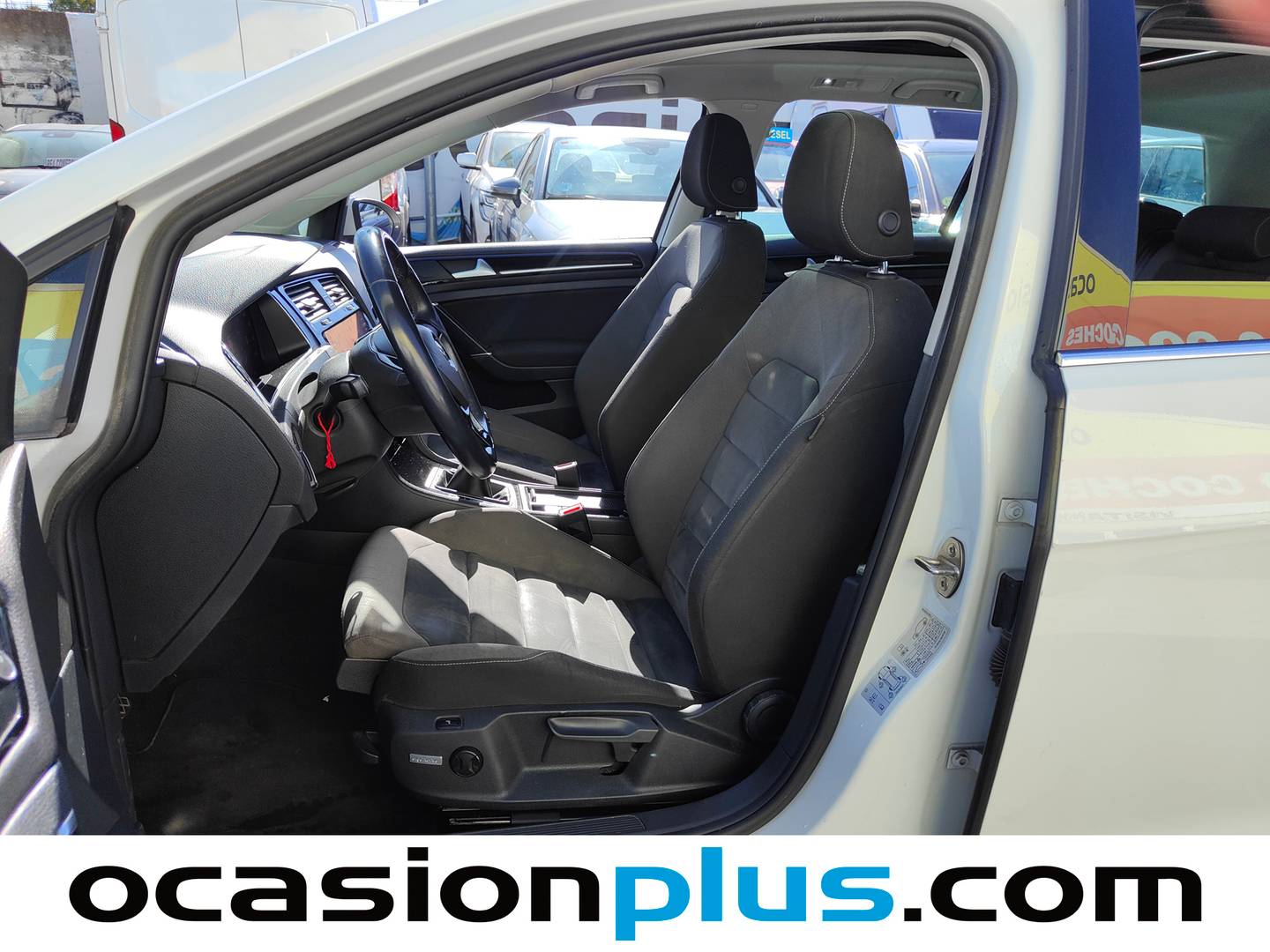 Foto asientos delanteros Volkswagen Golf Volkswagen Golf Variant Sport 1.5 TSI Evo (150 CV)