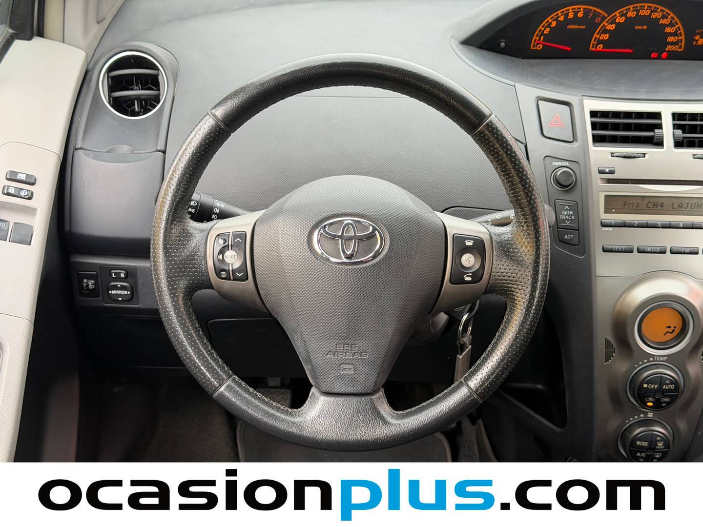 Extras y acabados del Toyota Yaris Toyota Yaris 1.3 VVT-I TS (101 CV)