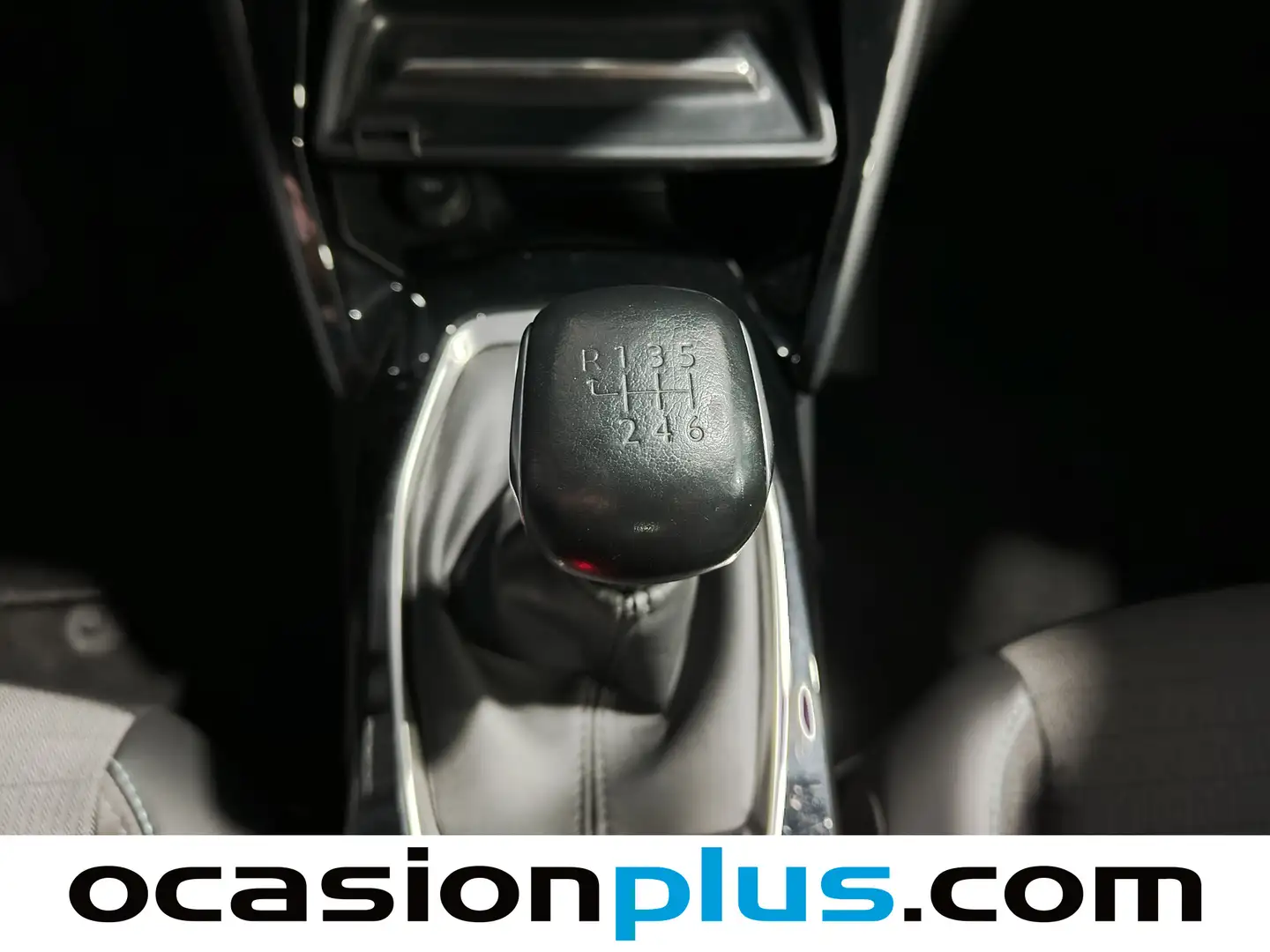 Foto Peugeot 2008 Peugeot 2008 PureTech 130 S&S Allure Pack (130 CV)