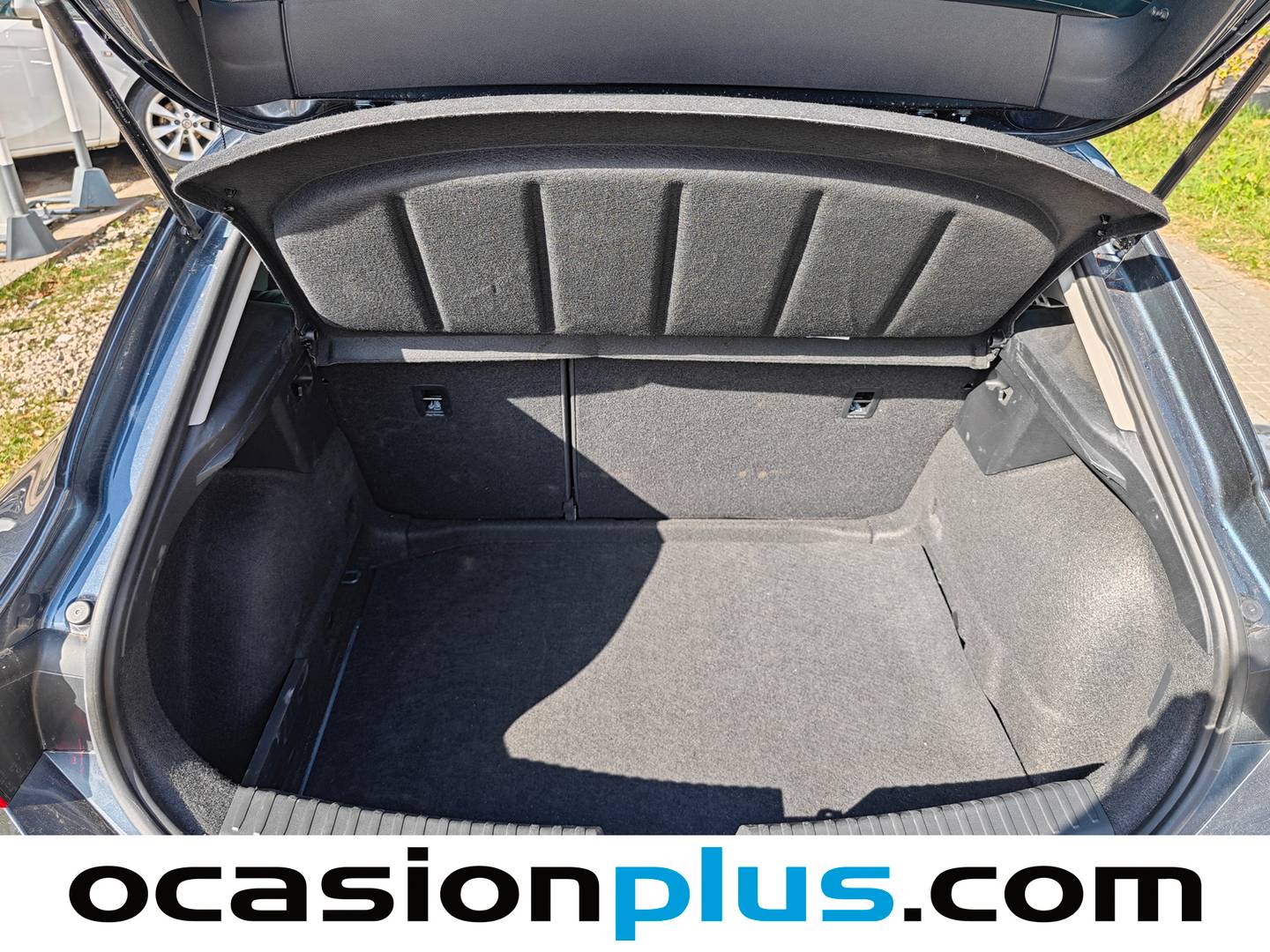 Foto Seat León SEAT León 1.5 TSI S&S Style 25 Aniversario  (116 CV)