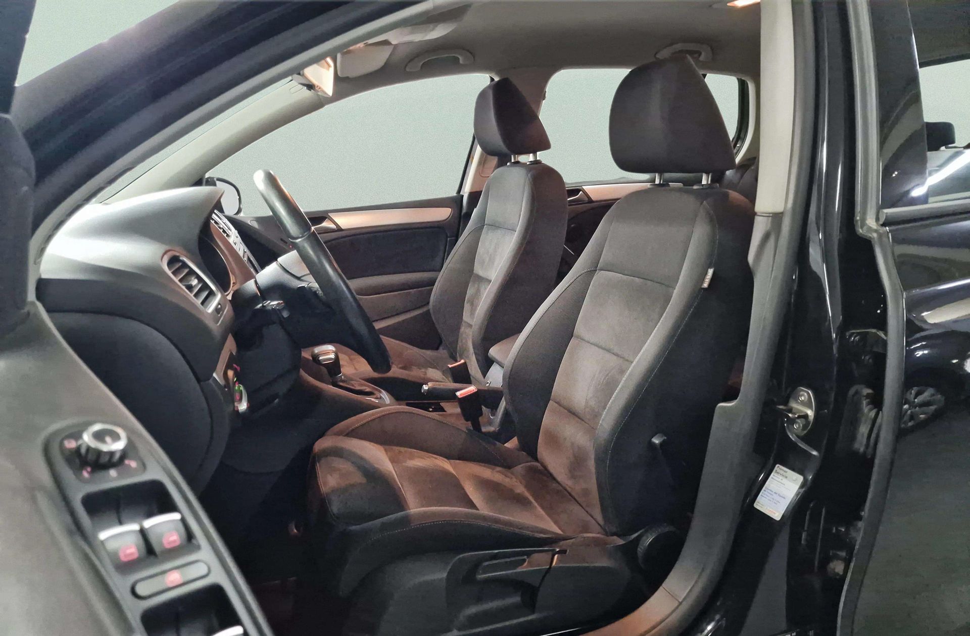 Volkswagen Golf Sport 1.6 TDI CR DSG - foto 8