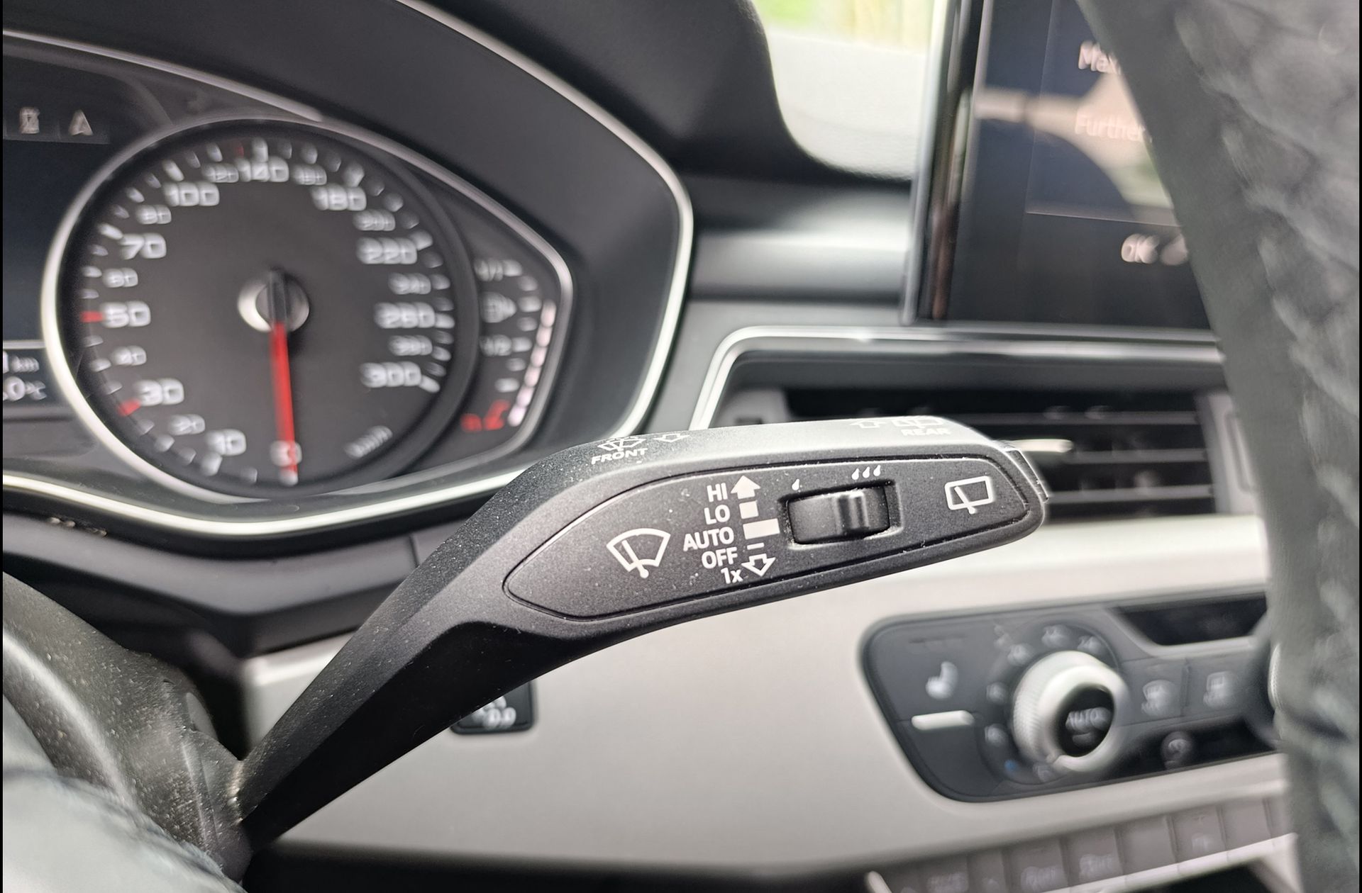 Audi A4 Avant Advanced 35 TFSI S tronic - foto 24