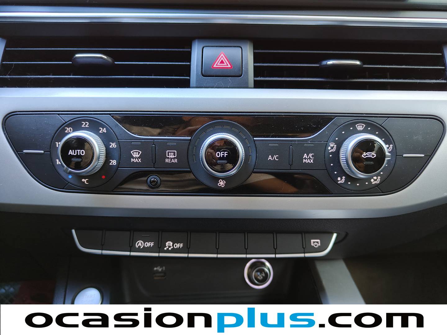 Foto Audi A4 Audi A4 Advanced 35 TFSI (150 CV) S tronic