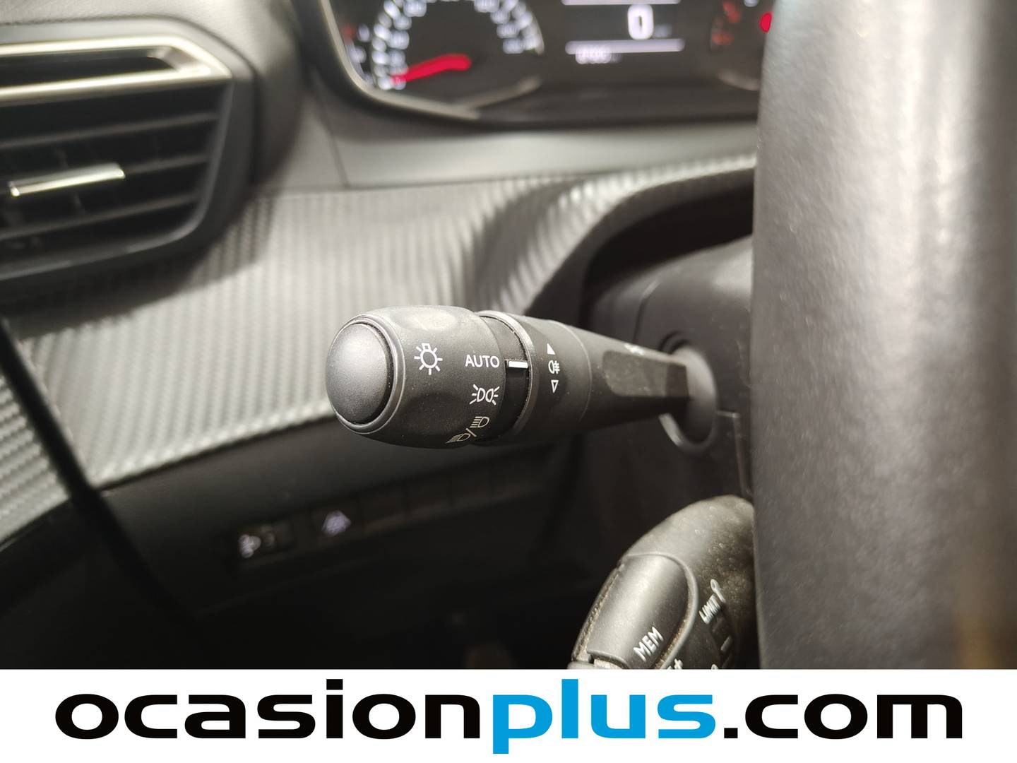 Foto Peugeot 208 Peugeot 208 PureTech 100 Allure (100 CV)