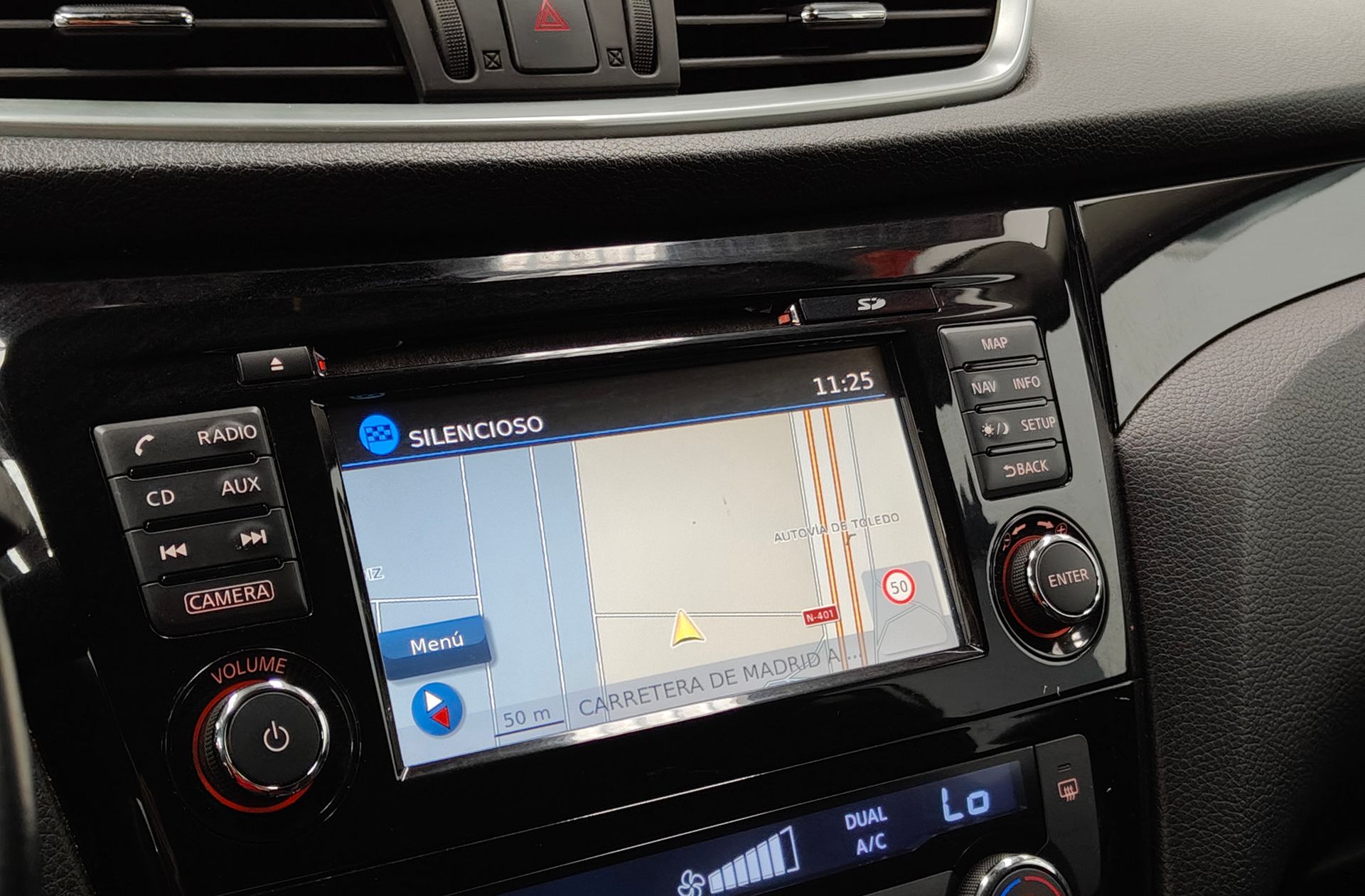 Nissan Qashqai DIG-T 115 N-Connecta 4x2 - foto 7