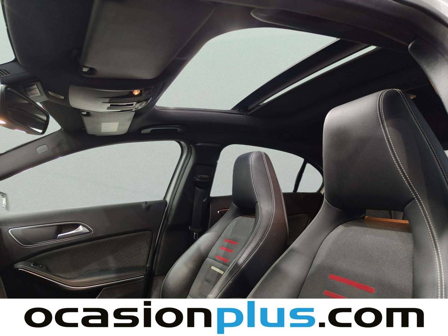 Extras y acabados del Mercedes Clase A Mercedes Clase A 200 d (136 CV) PACK AMG