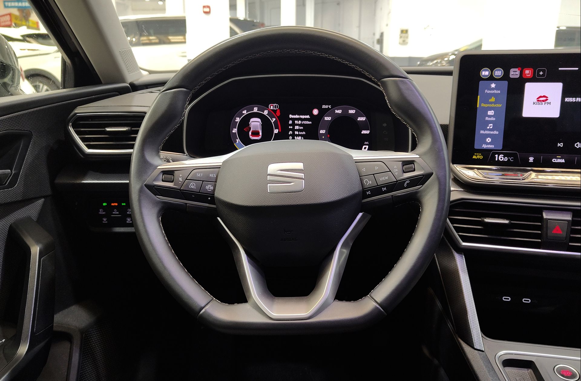 SEAT León 1.5 eTSI Style 25 Aniversario DSG - foto 22
