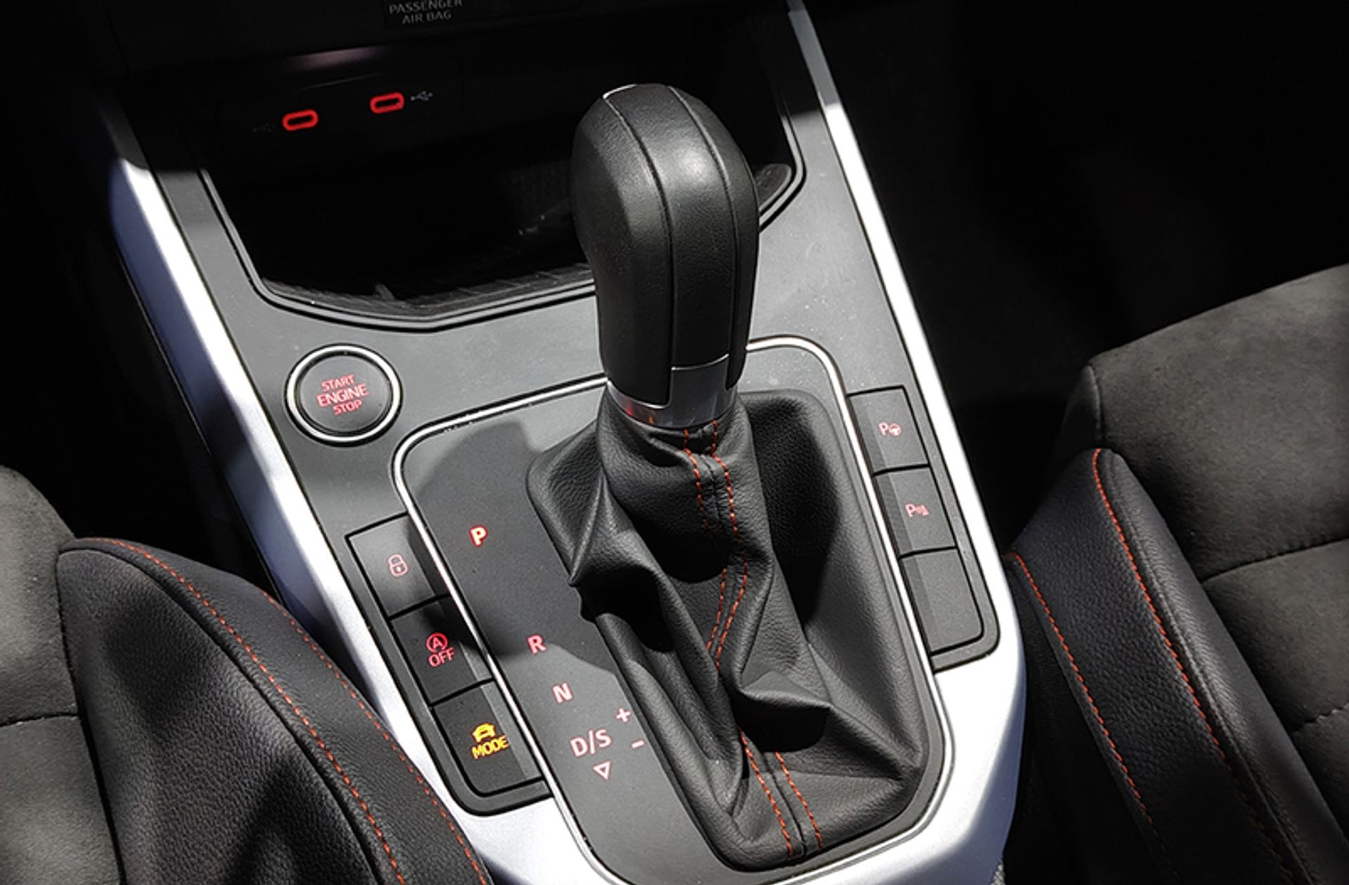 SEAT Arona 1.5 TSI FR Plus DSG - foto 5