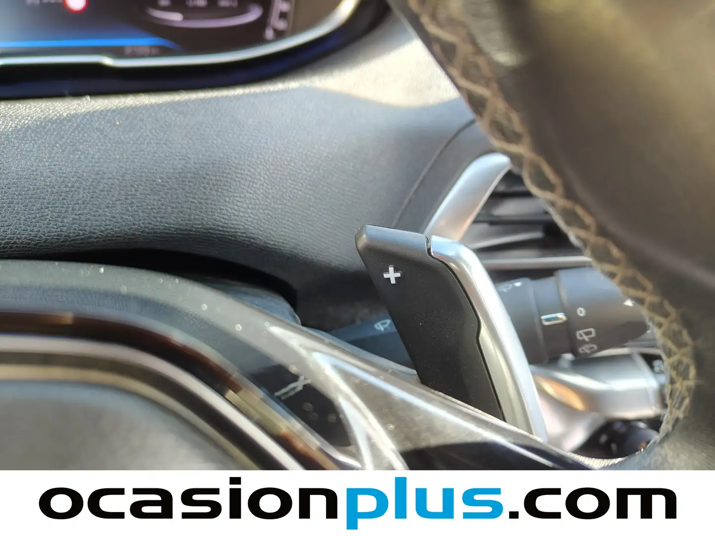 Foto Peugeot 5008 Peugeot 5008 PureTech 130 S&S Allure Pack EAT8 (130 CV)