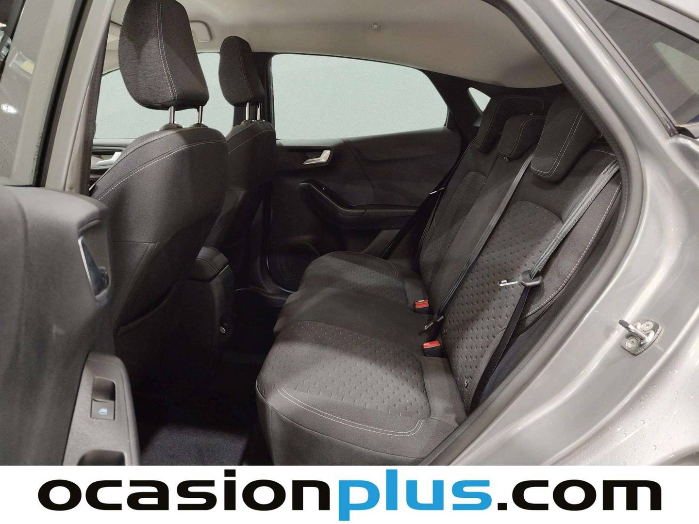 Foto asientos traseros Ford Puma Ford Puma 1.0 EcoBoost MHEV Titanium Auto (125 CV)