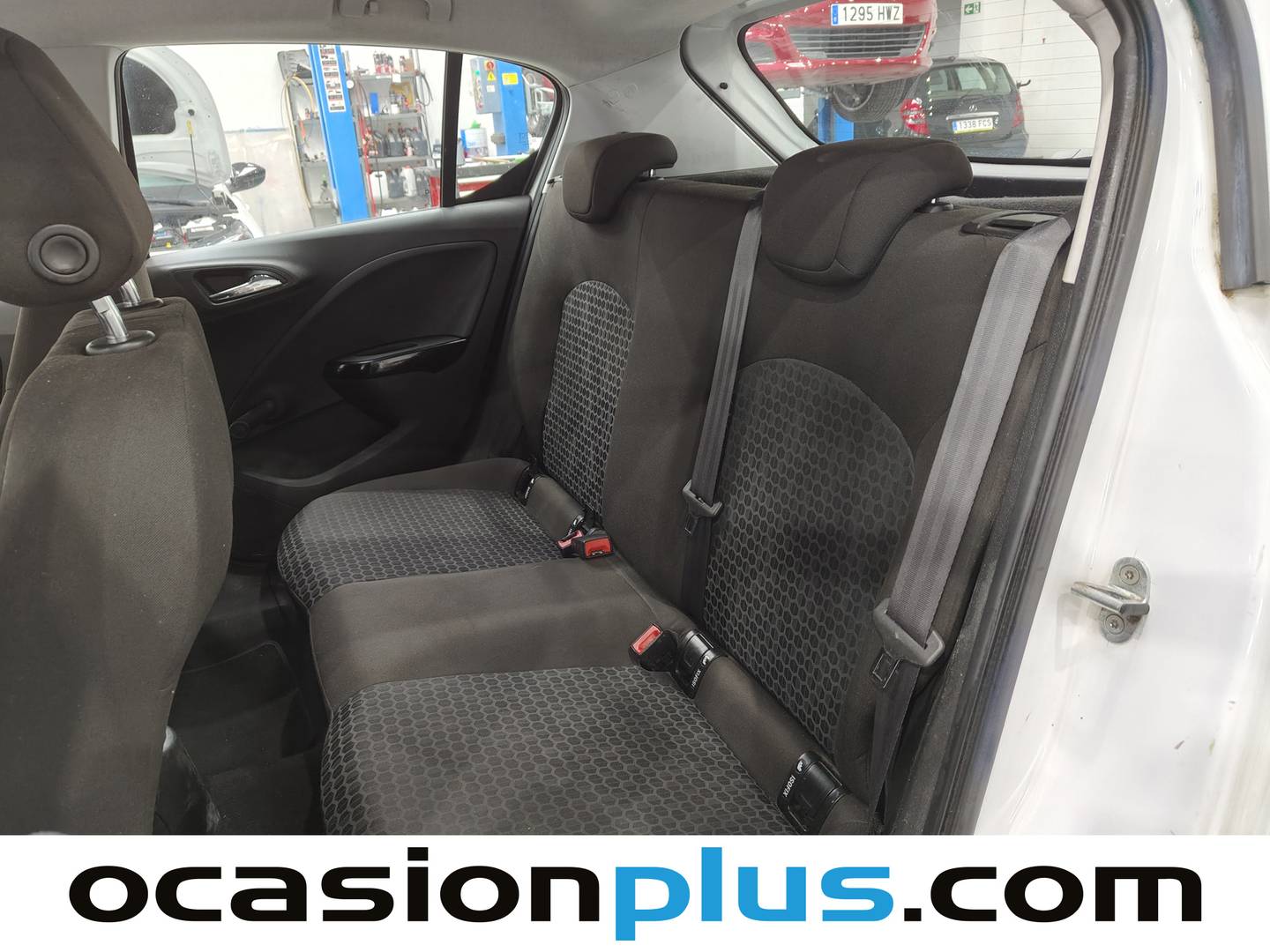 Foto asientos traseros Opel Corsa Opel Corsa 1.4 Expression (90 CV)