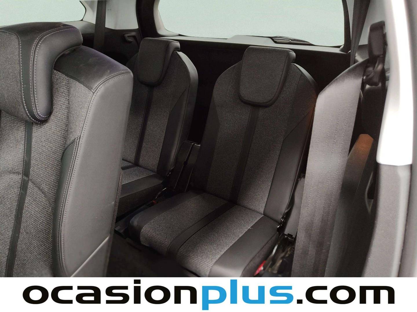 Extras y acabados del Peugeot 5008 Peugeot 5008 BlueHDi 130 S&S Allure (130 CV) EAT8 7 Plazas