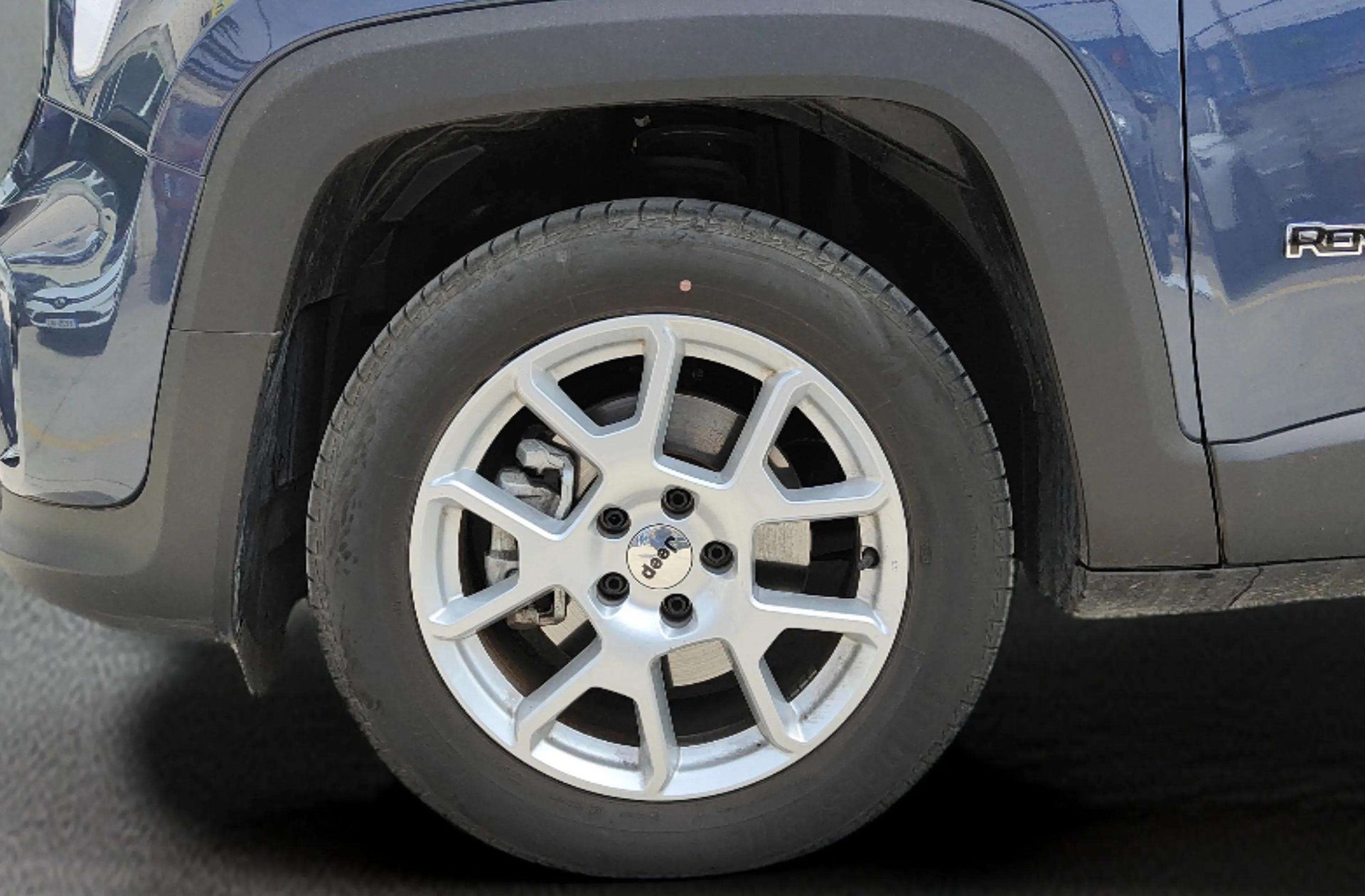 Jeep Renegade eHybrid 1.5 Limited ATX - foto 36