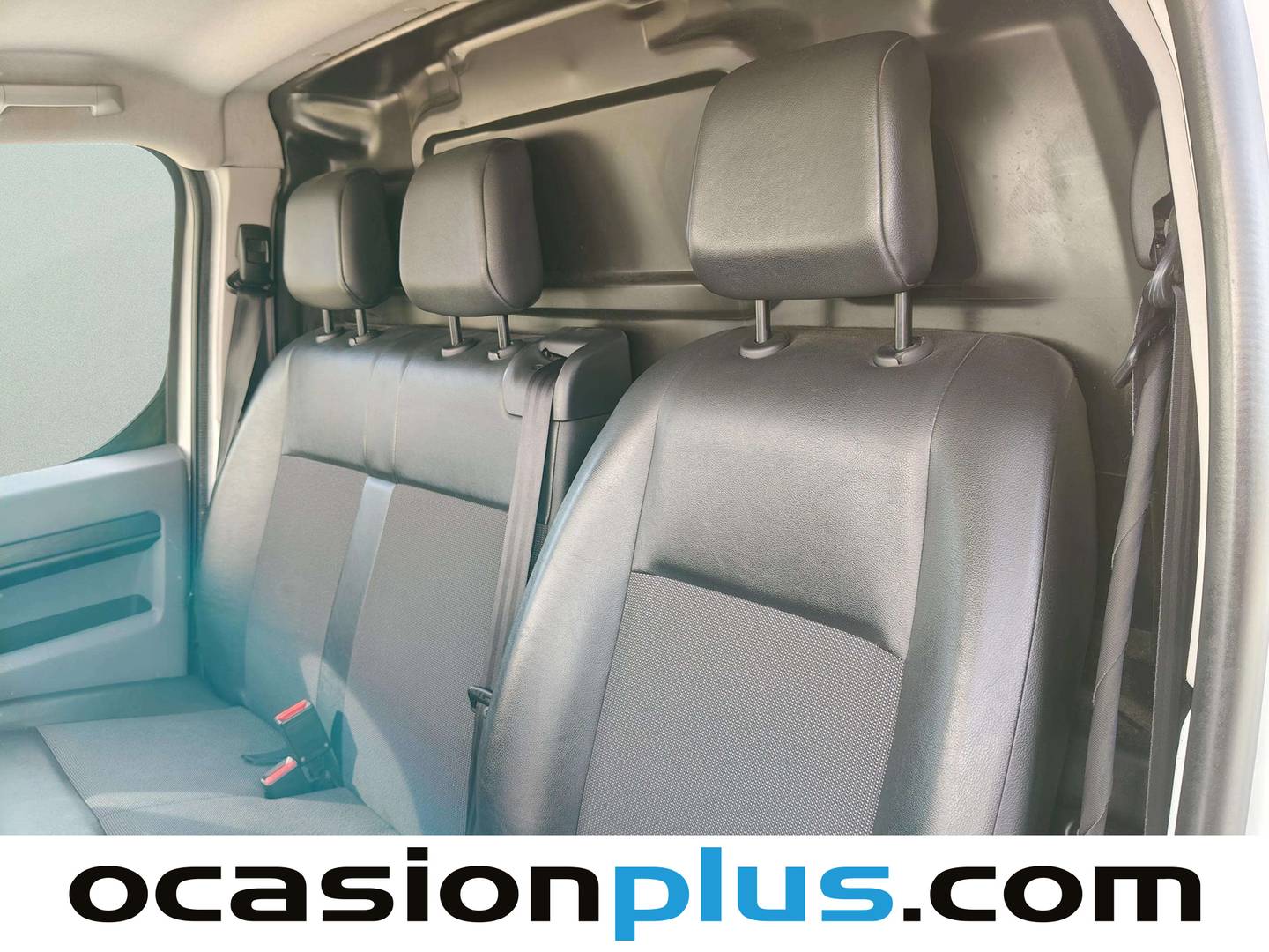 Foto Peugeot Expert Peugeot Expert Furgon BlueHDi 120 S&S Pro Standard 88 kW (120 CV)