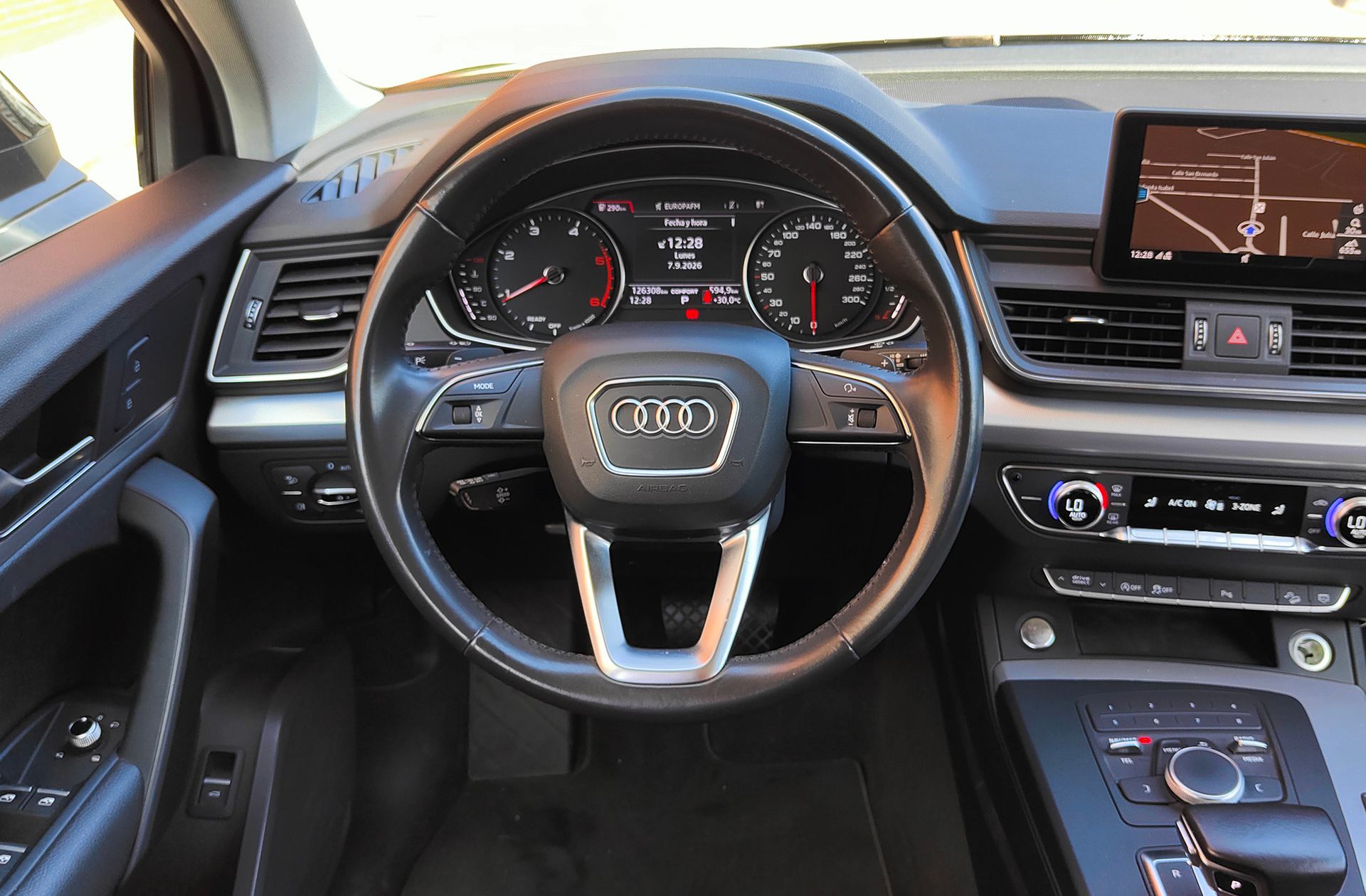 Audi Q5 Design 2.0 TDI quattro S tronic - foto 29