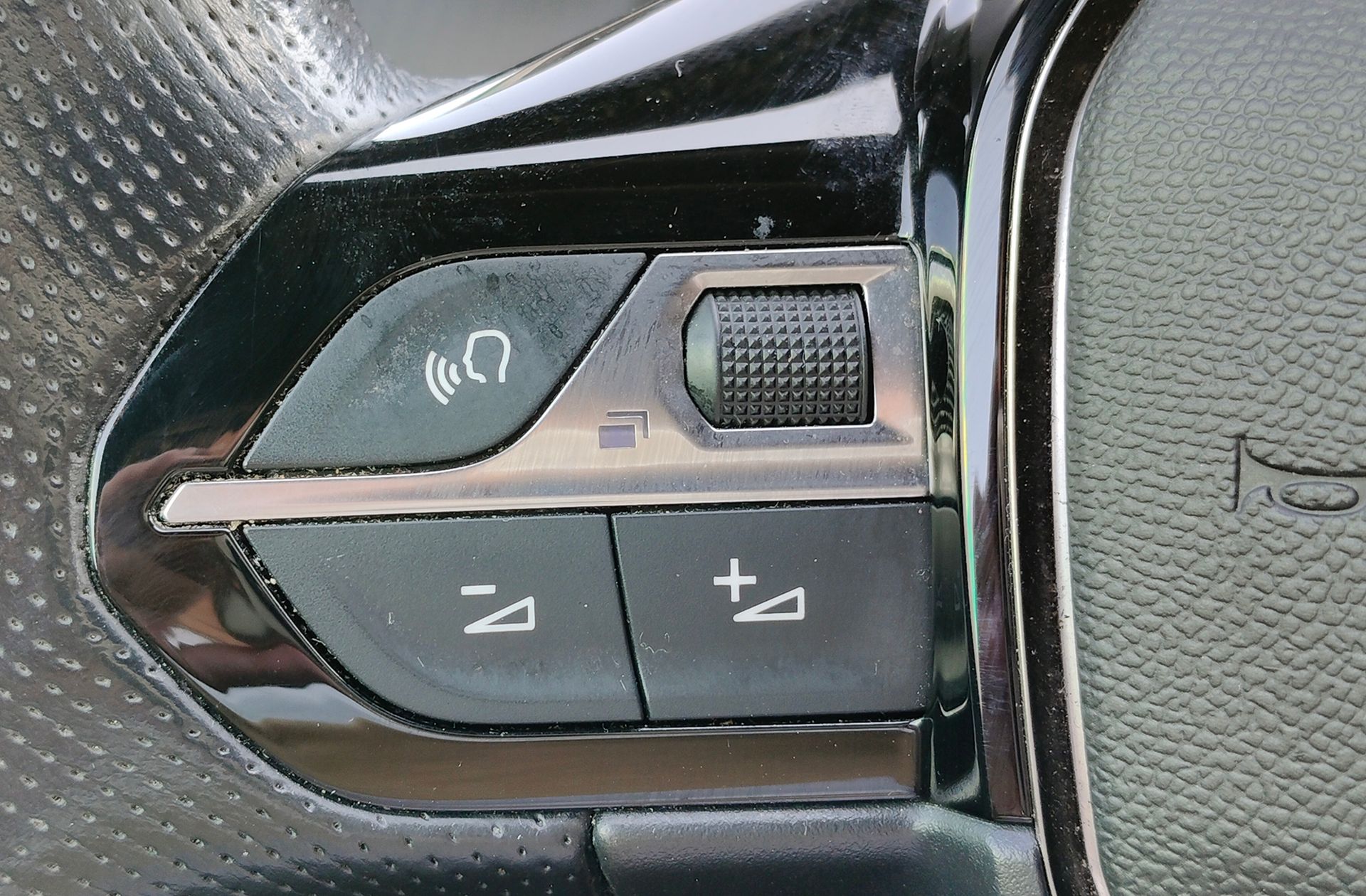 Peugeot 2008 PureTech 130 GT Line - foto 27