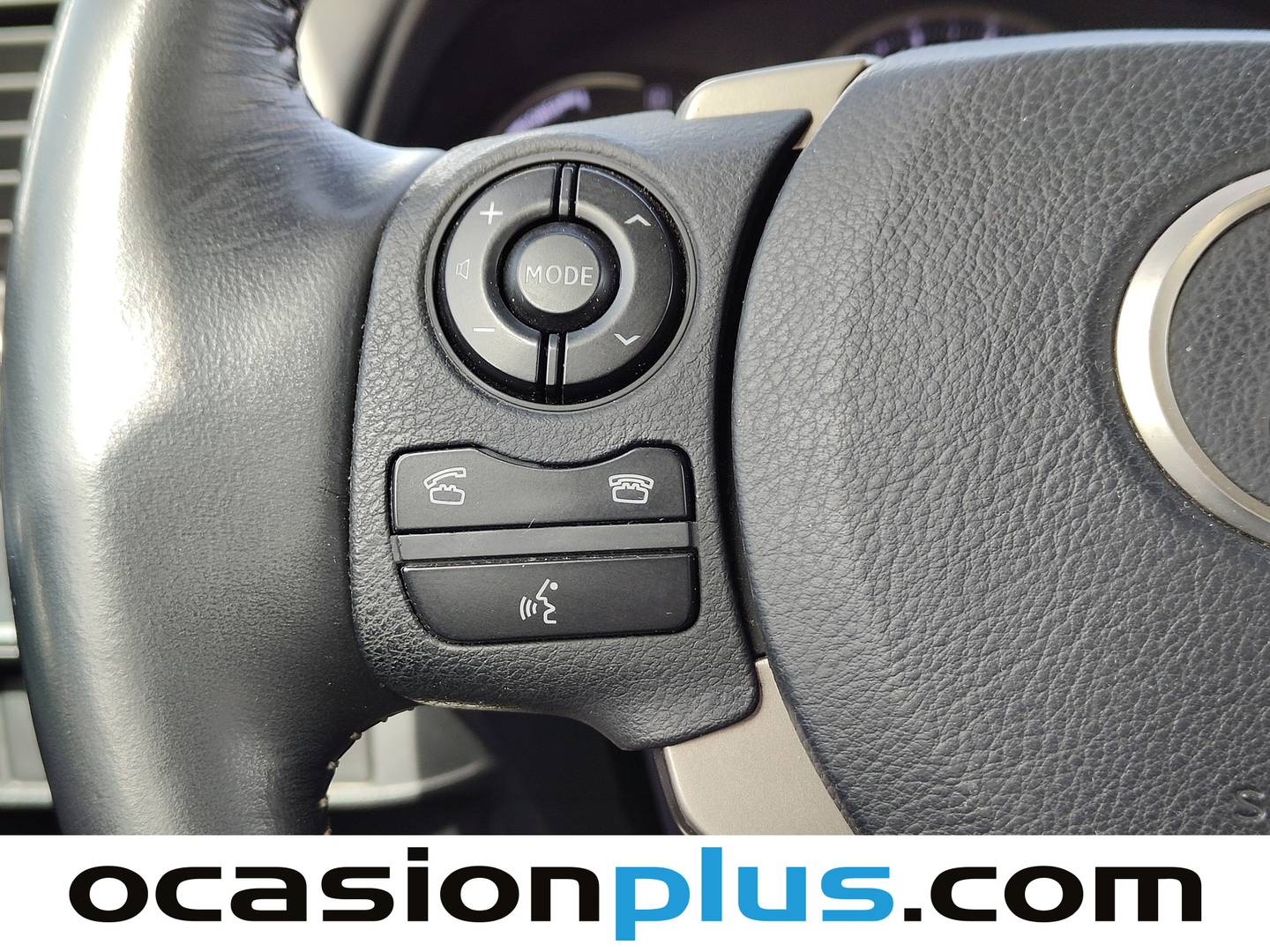 Lexus CT Lexus CT 200h Executive + Navibox (136 CV) de segunda mano