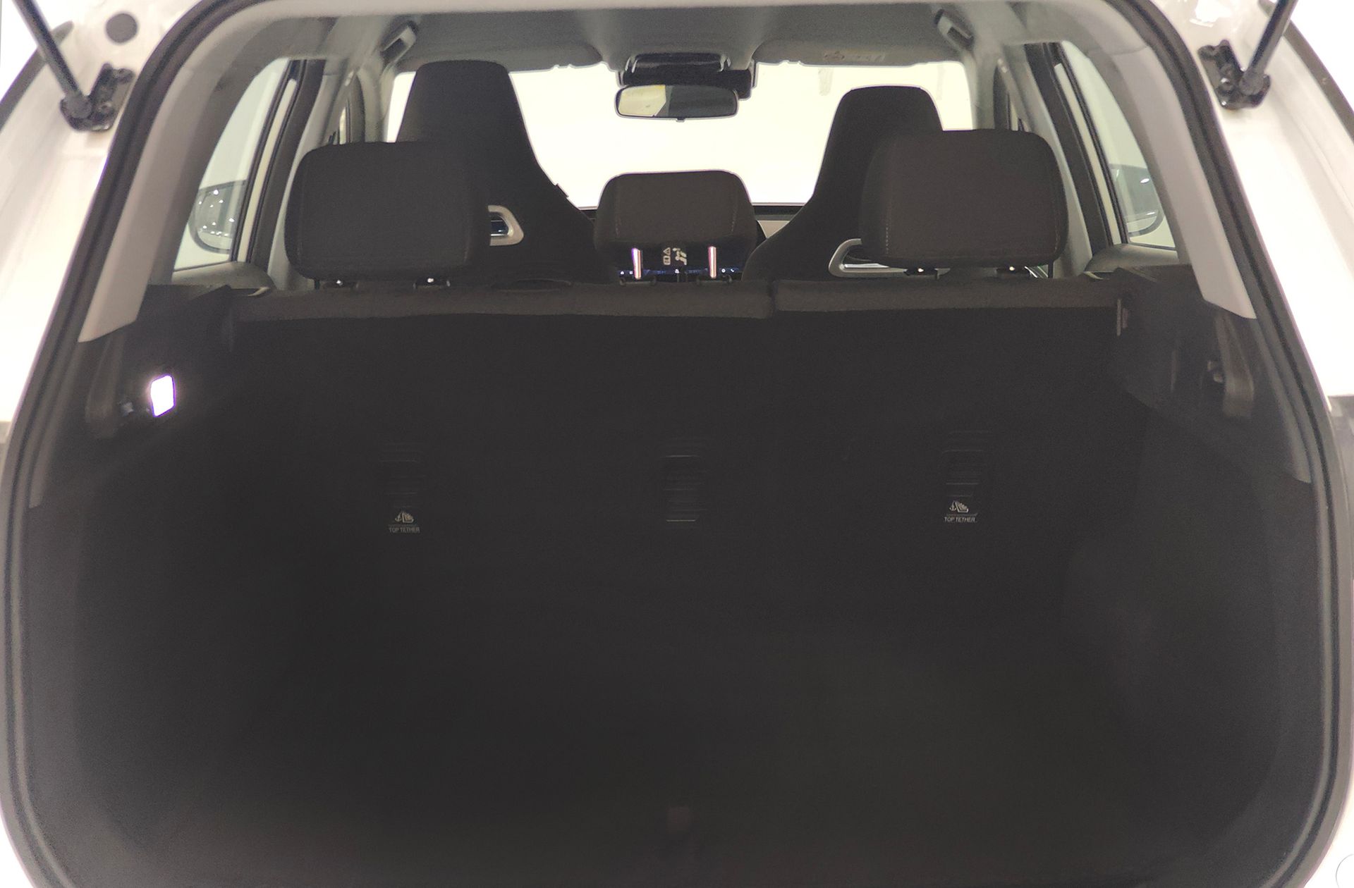 Ebro s700 1.6 T-GDi Comfort DCT - foto 17