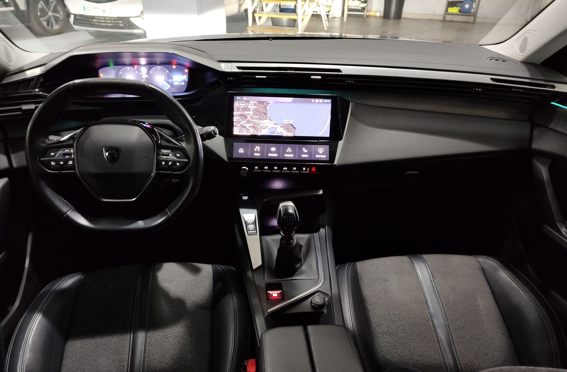 Peugeot 308 BlueHDi 130 Allure - foto 6
