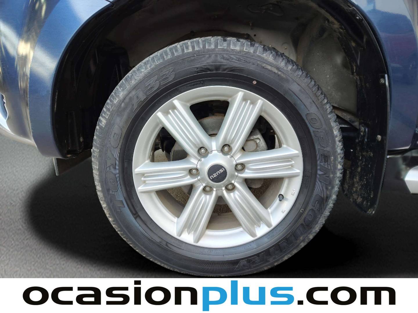 Foto Isuzu D-Max Isuzu D-Max 1.9 Crew Solar Auto (164 CV)