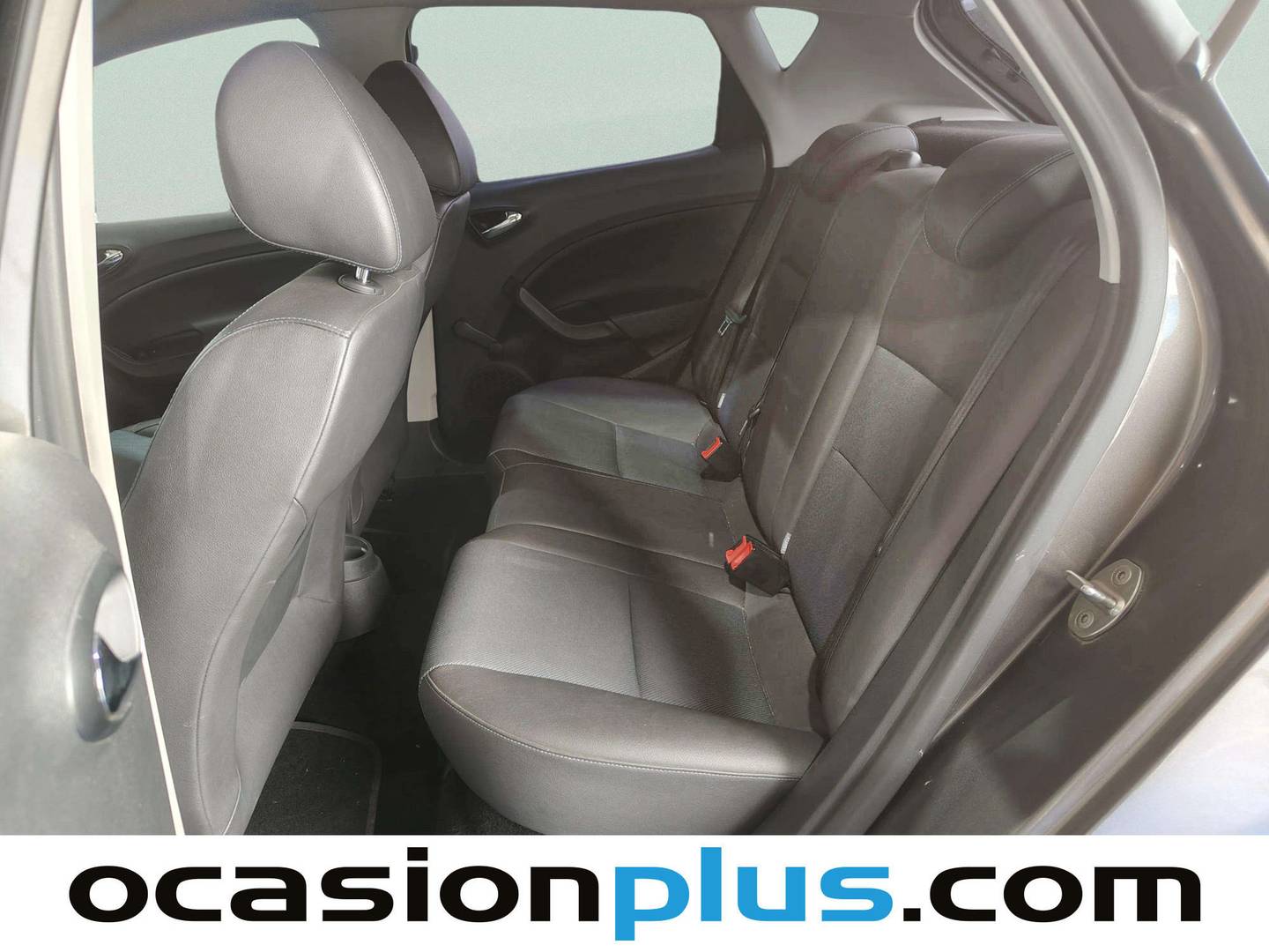 Foto asientos traseros Seat Ibiza Seat Ibiza 1.4 TDI Style Connect (90 CV)