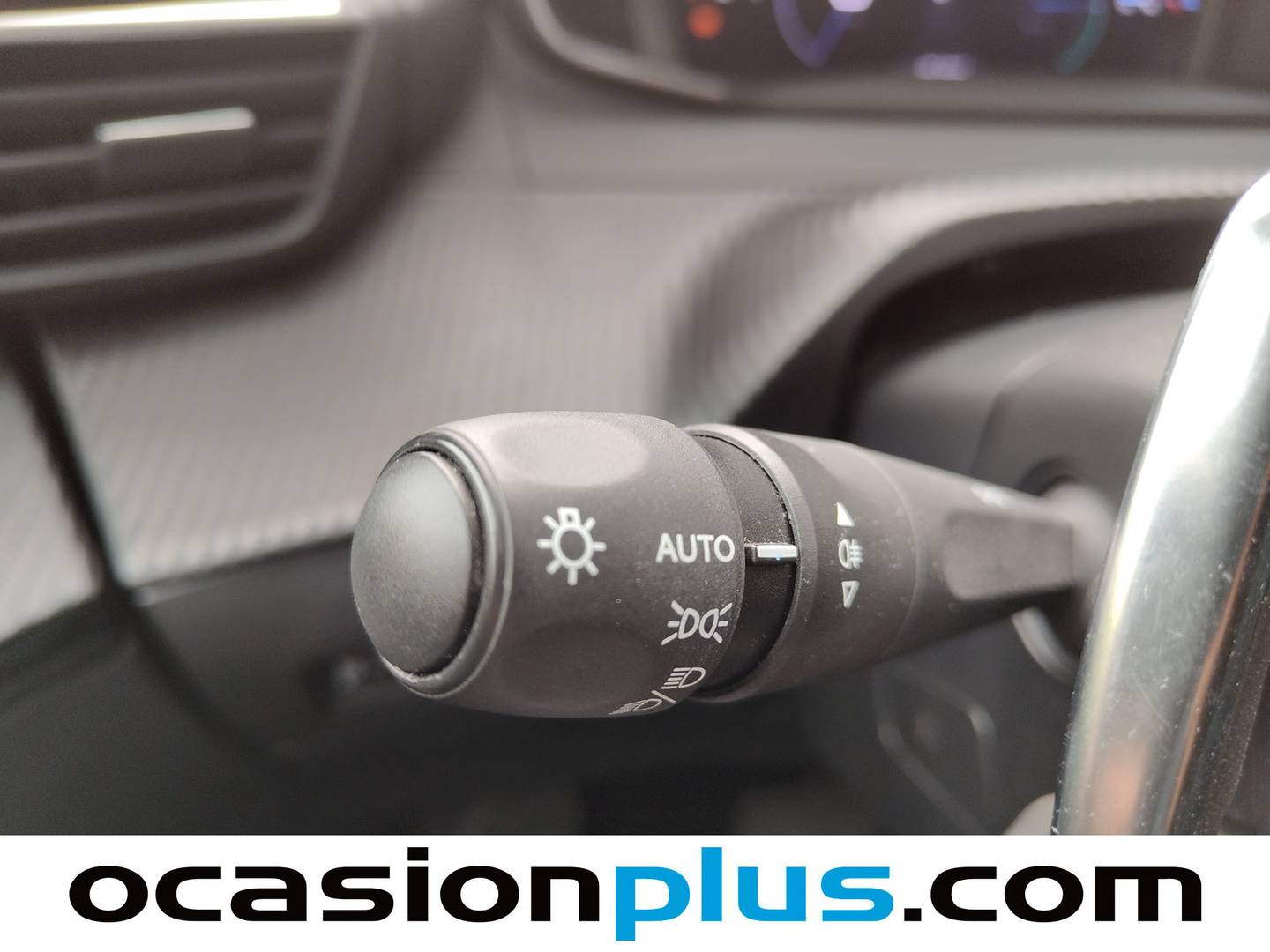 Peugeot 2008 Peugeot 2008 Allure Hybrid eDCS6  (145 CV) 145cv