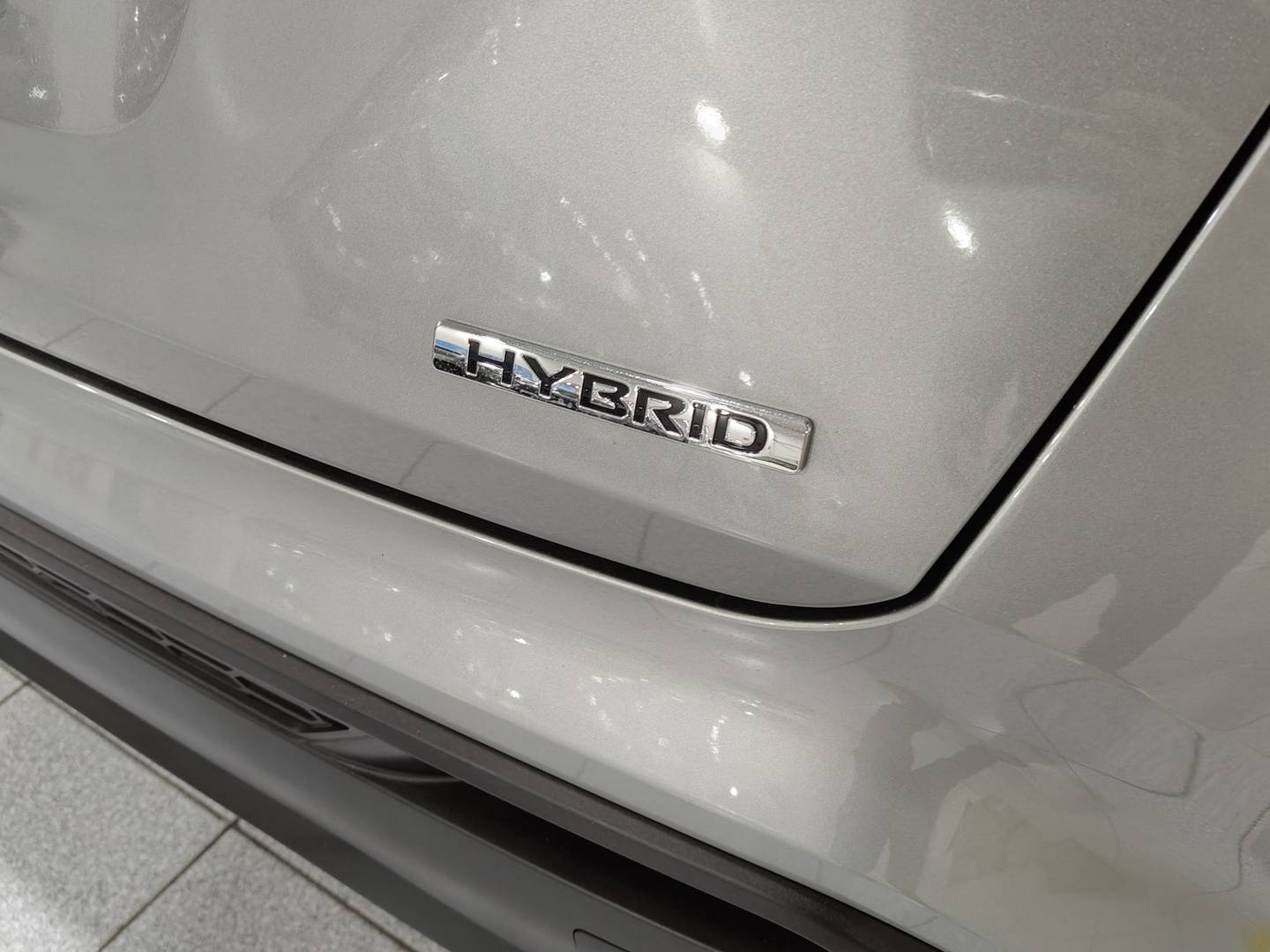 Foto Nissan JUKE Nissan Juke 1.6 Hybrid N-Connecta Auto (143 CV)