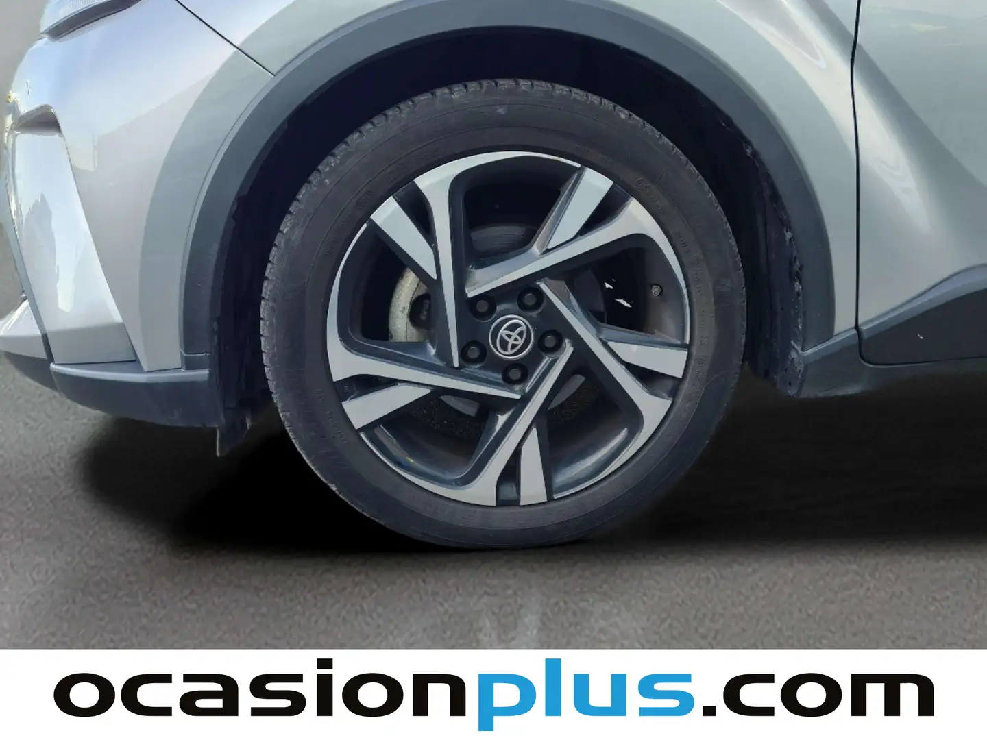 Foto Toyota C-HR Toyota C-HR 1.8 125H Advance (122 CV)