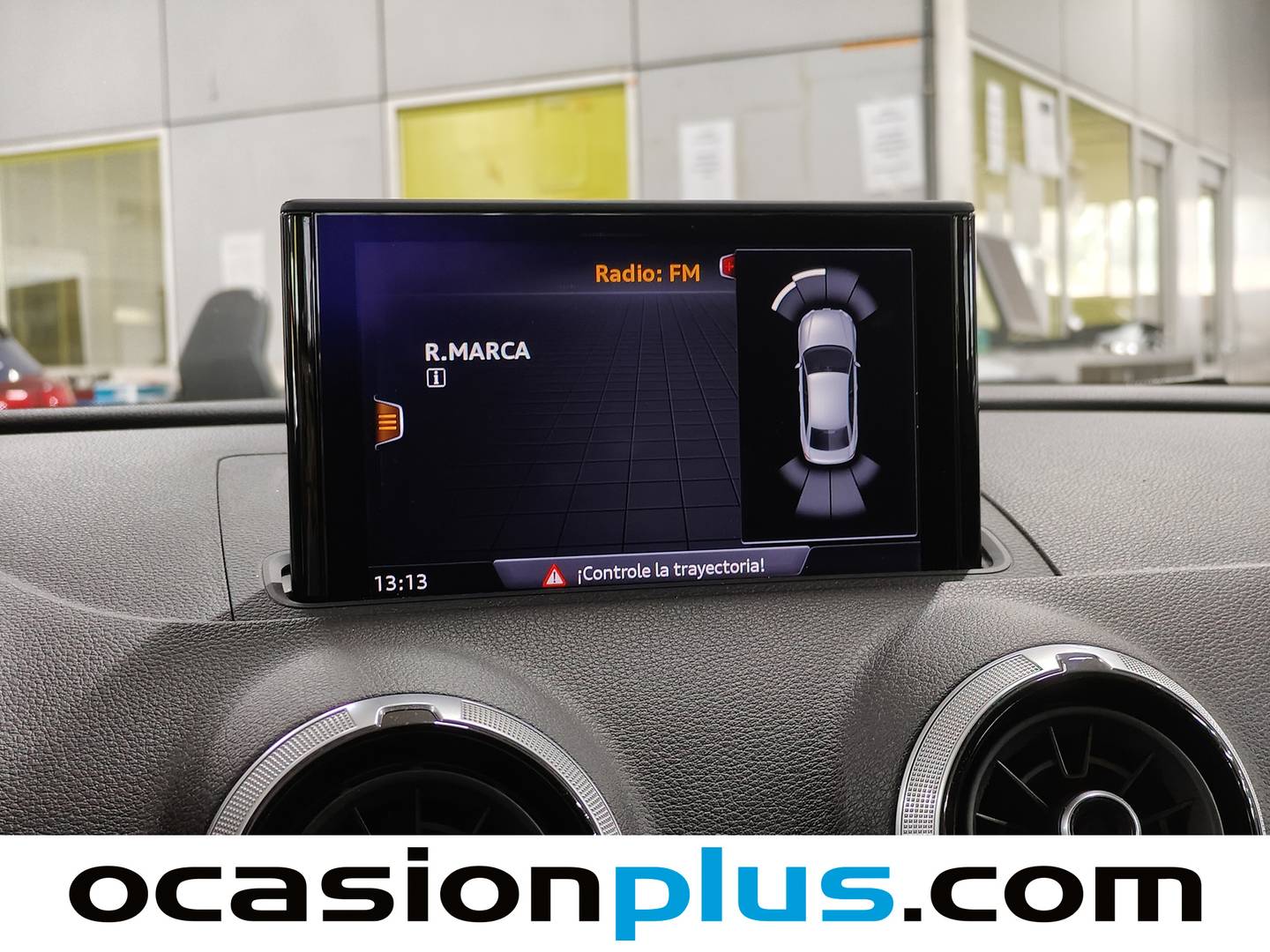 Equipamiento del Audi A3 Audi A3 Sedan design edition 1.6 TDI (110 CV)