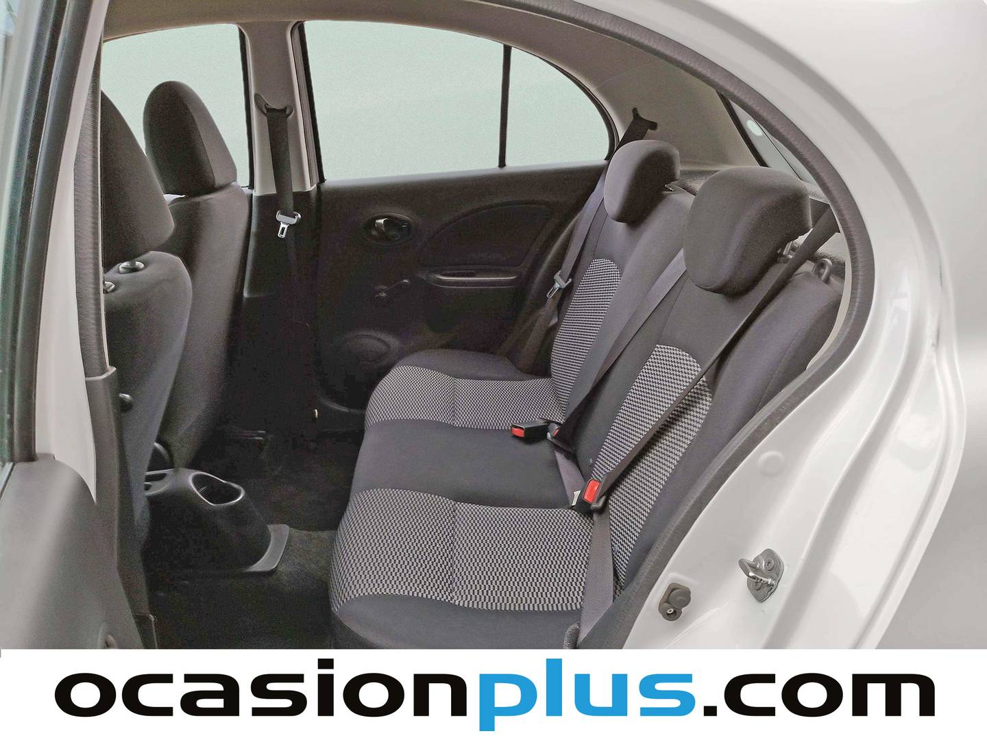 Foto asientos traseros Nissan Micra Nissan Micra 1.2G NARU EDITION (80 CV)