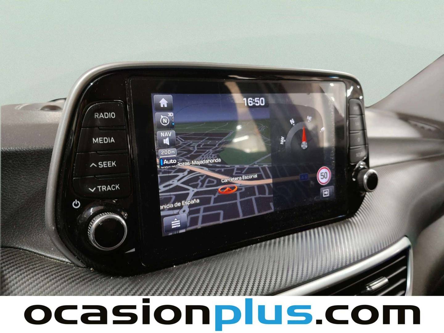 Extras y acabados del Hyundai Tucson Hyundai Tucson 1.6 CRDI 48V SLE 4x2 (116 CV)